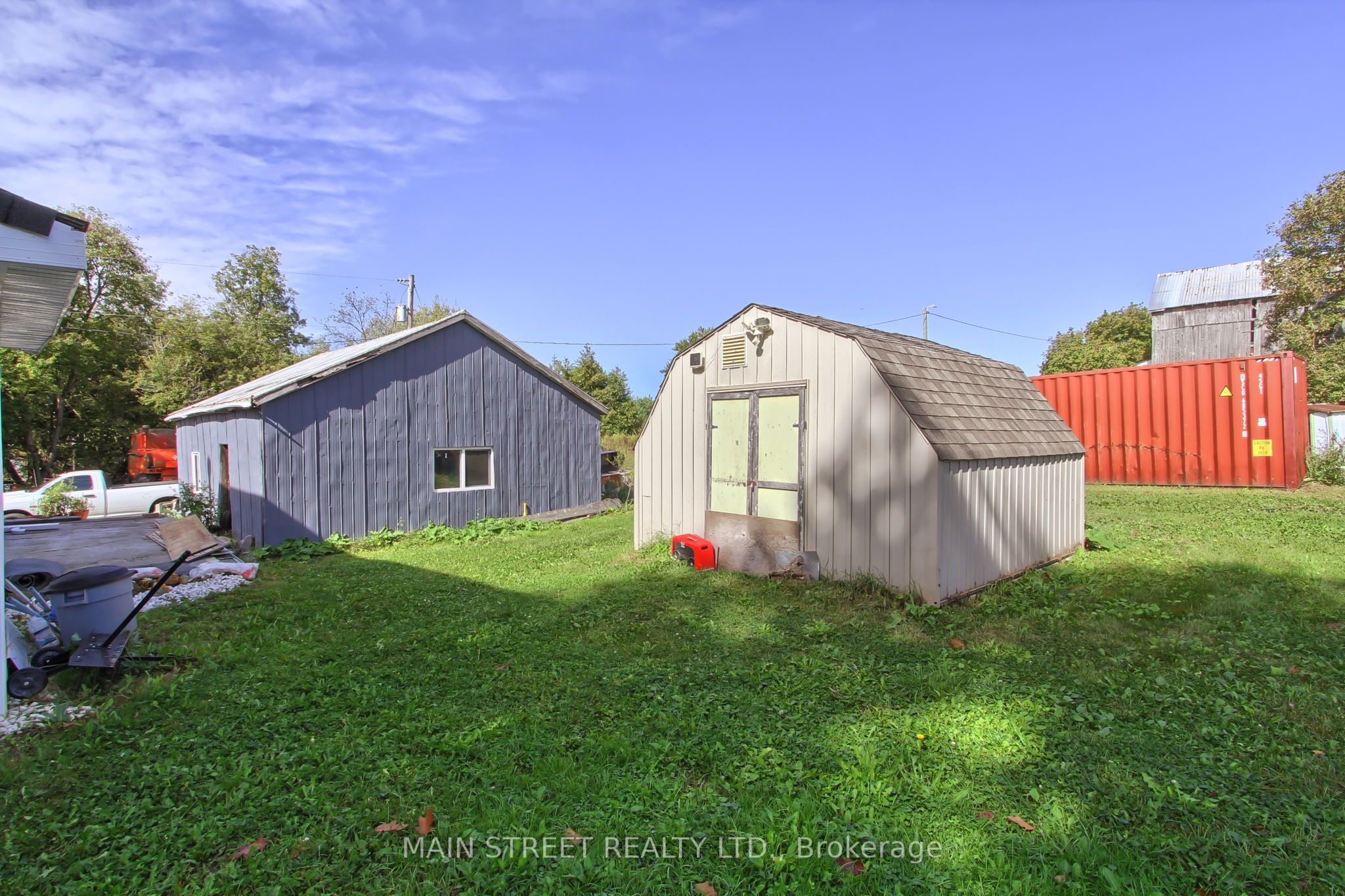 5984 3rd Line Property Photo 24