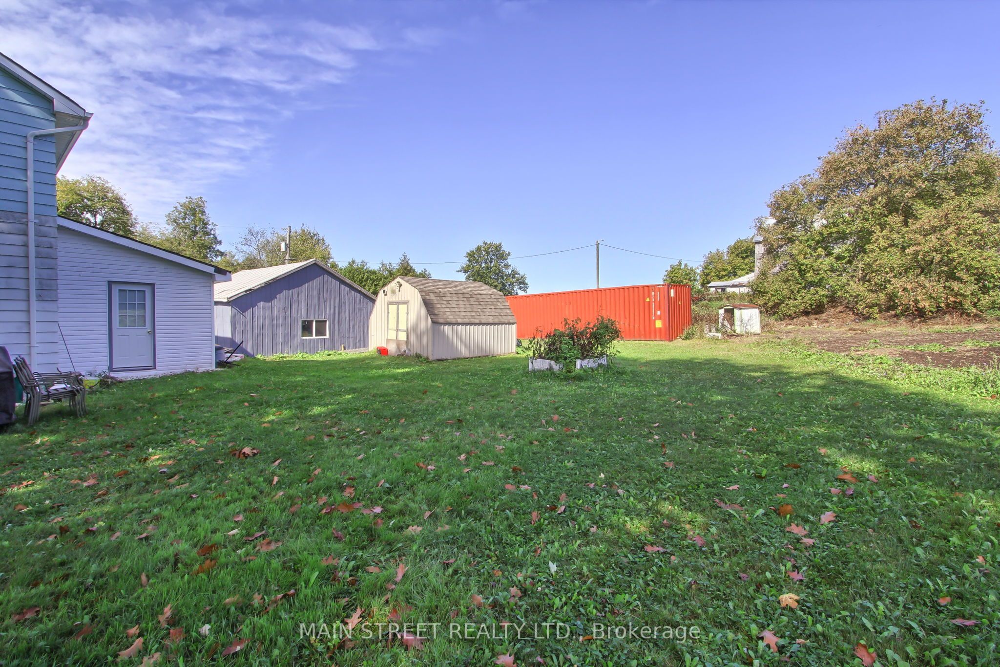 5984 3rd Line Property Photo 25