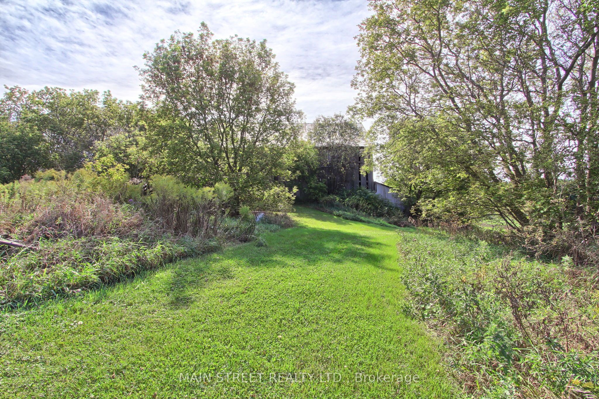5984 3rd Line Property Photo 31