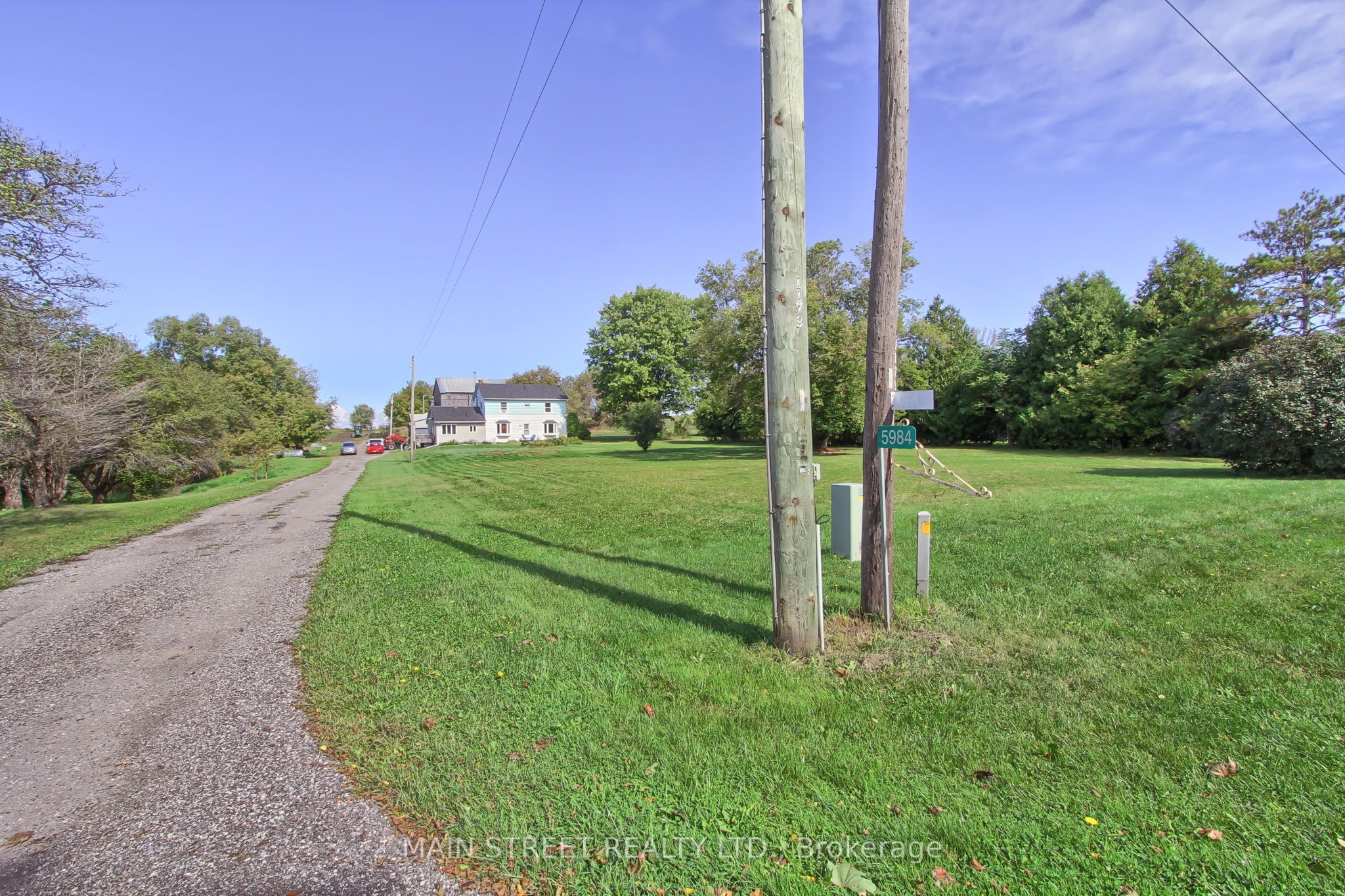 5984 3rd Line Property Photo 34