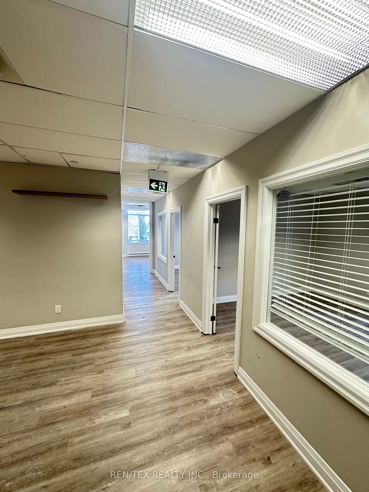 4500 Highway 7 121 Property Photo 4
