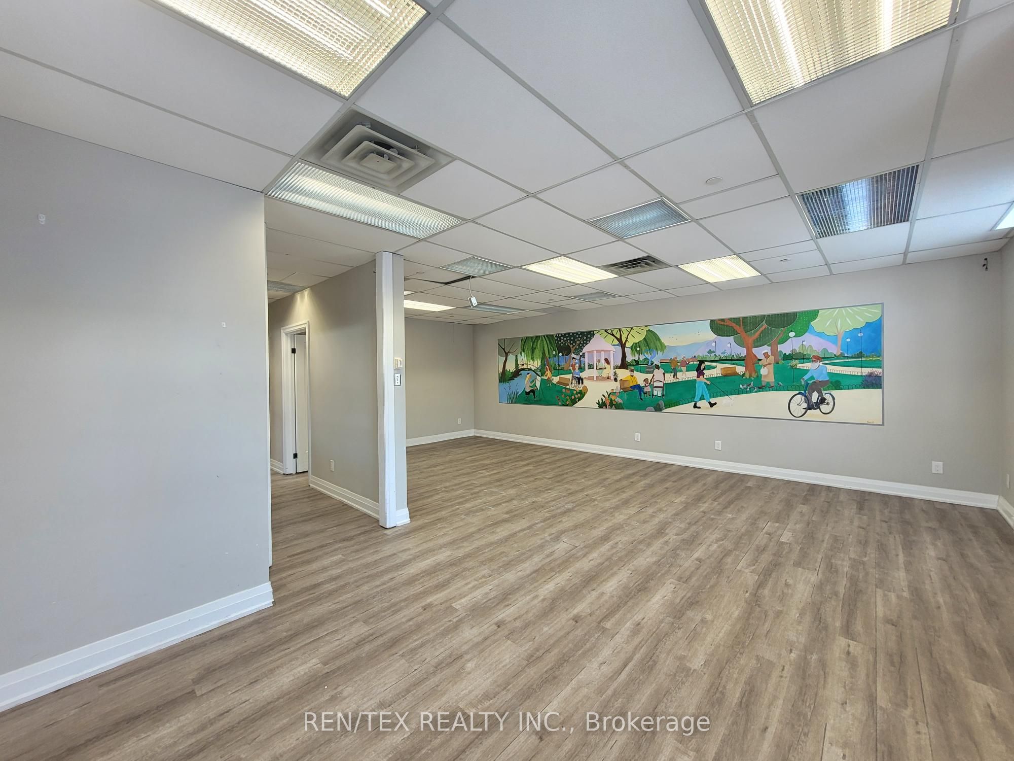 4500 Highway 7 121 Property Photo 6