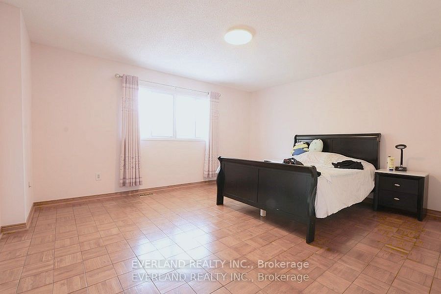 87 Kyla Crescent Property Photo 20