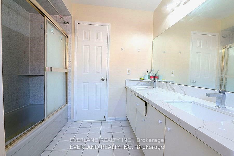 87 Kyla Crescent Property Photo 21