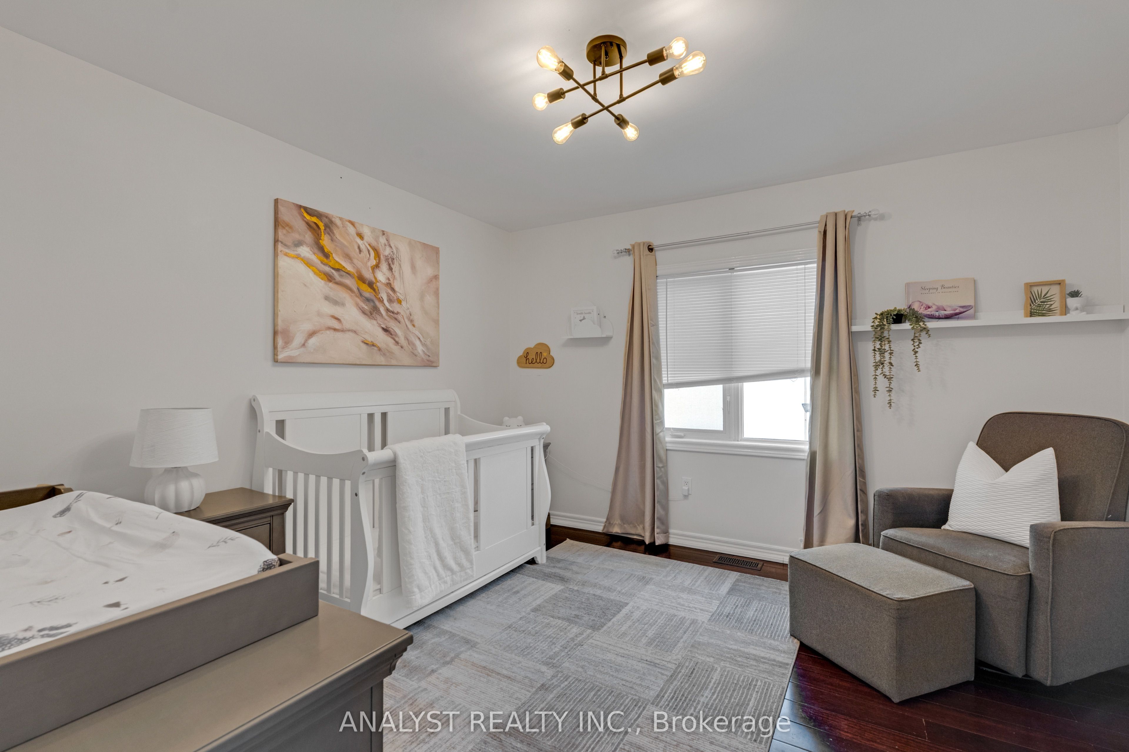 43 Carstad Crescent Property Photo 25
