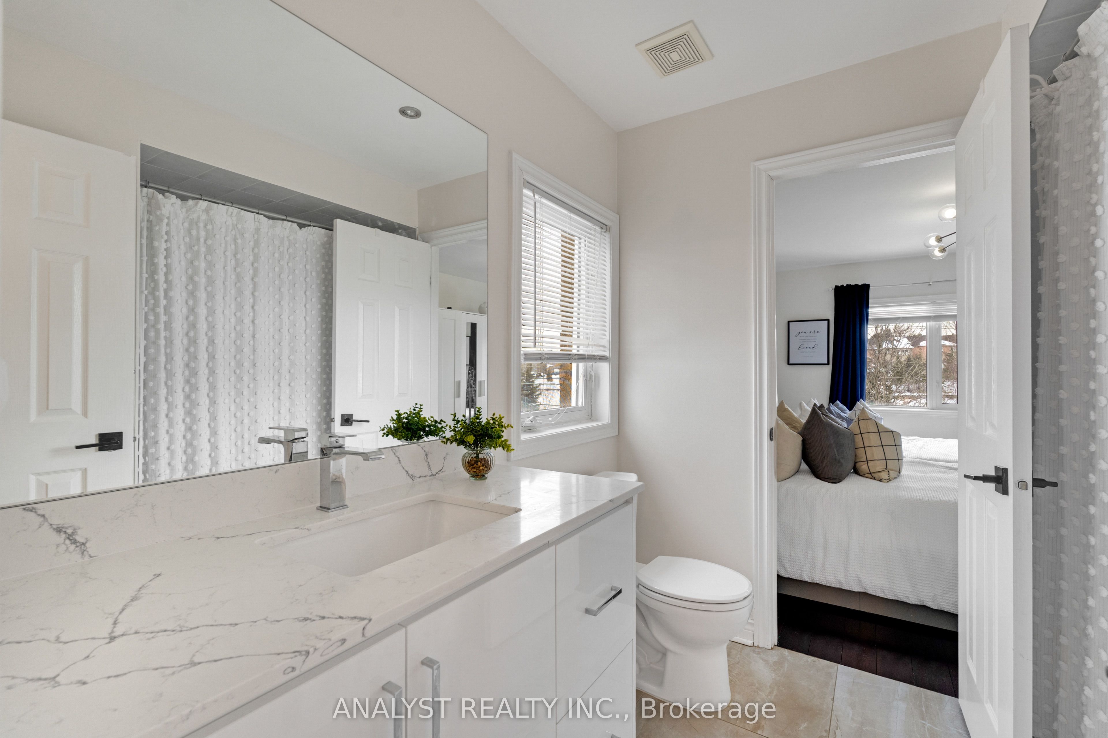 43 Carstad Crescent Property Photo 26