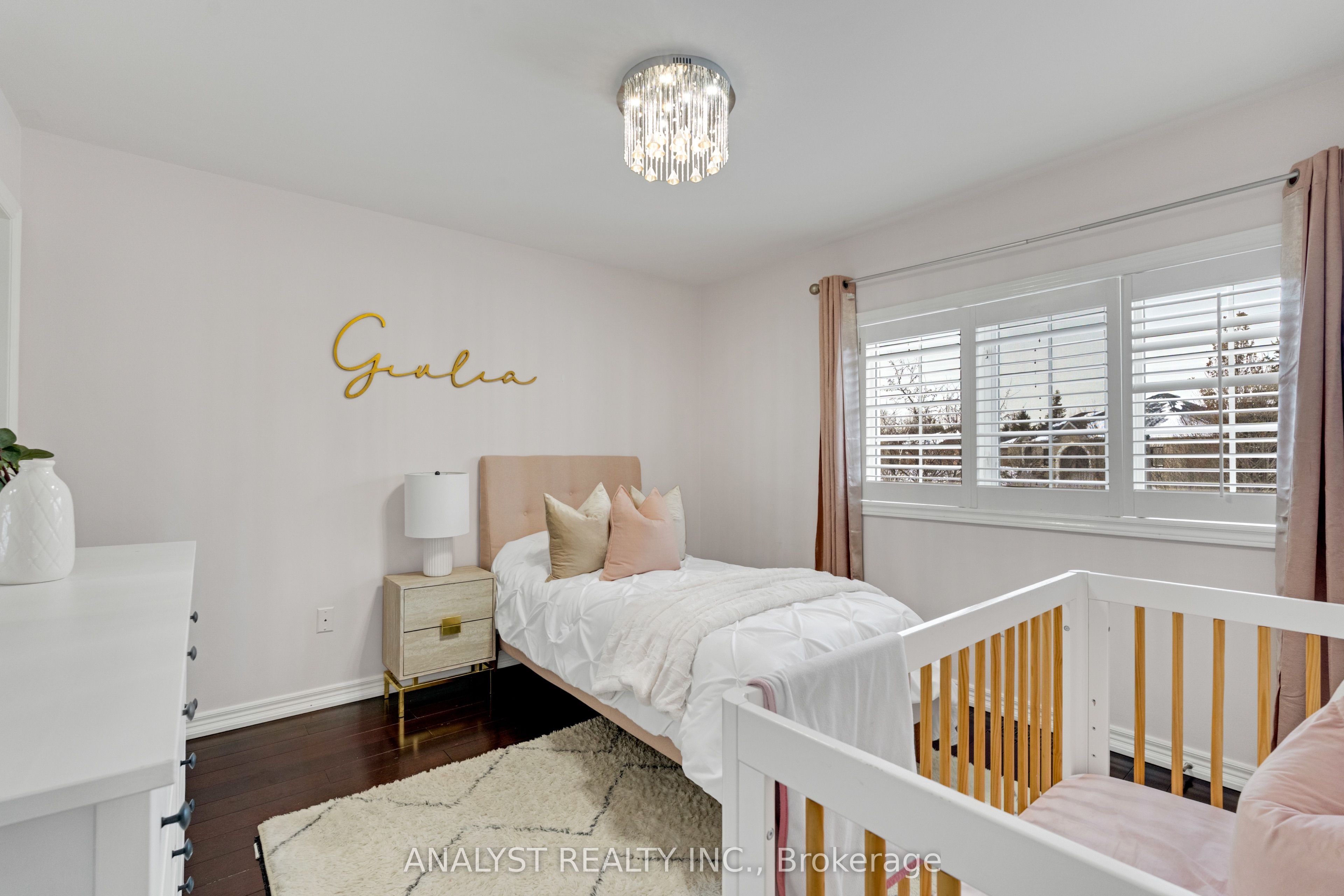 43 Carstad Crescent Property Photo 27