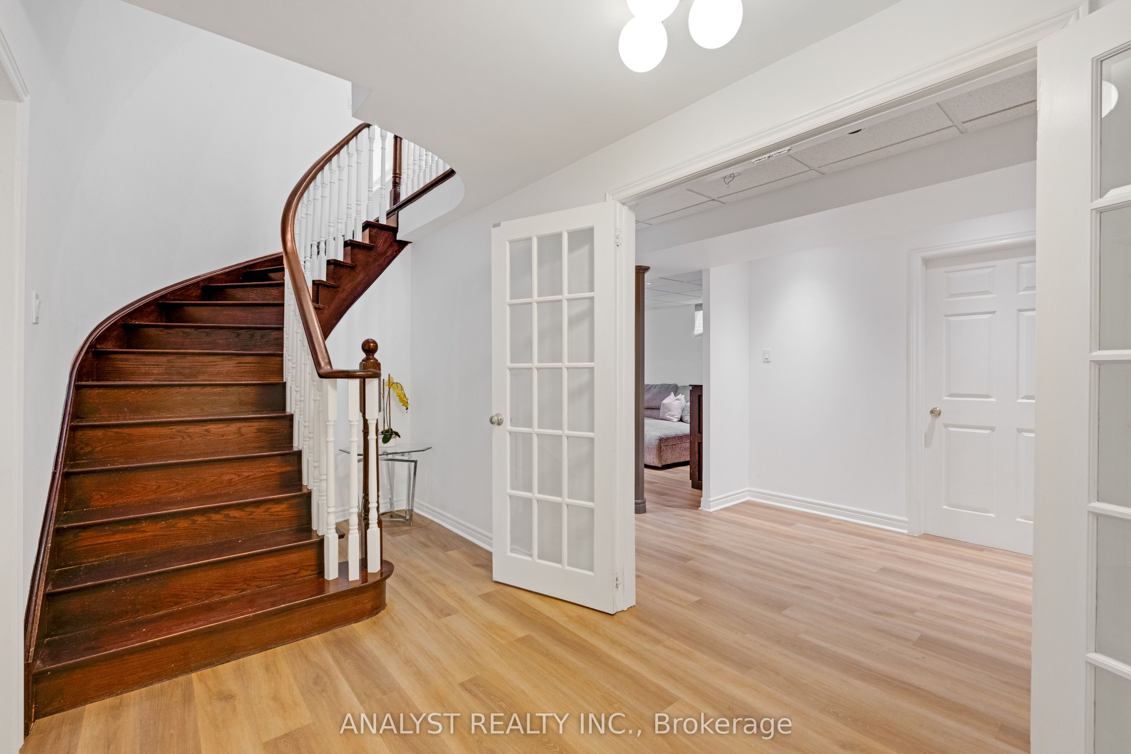 43 Carstad Crescent Property Photo 29