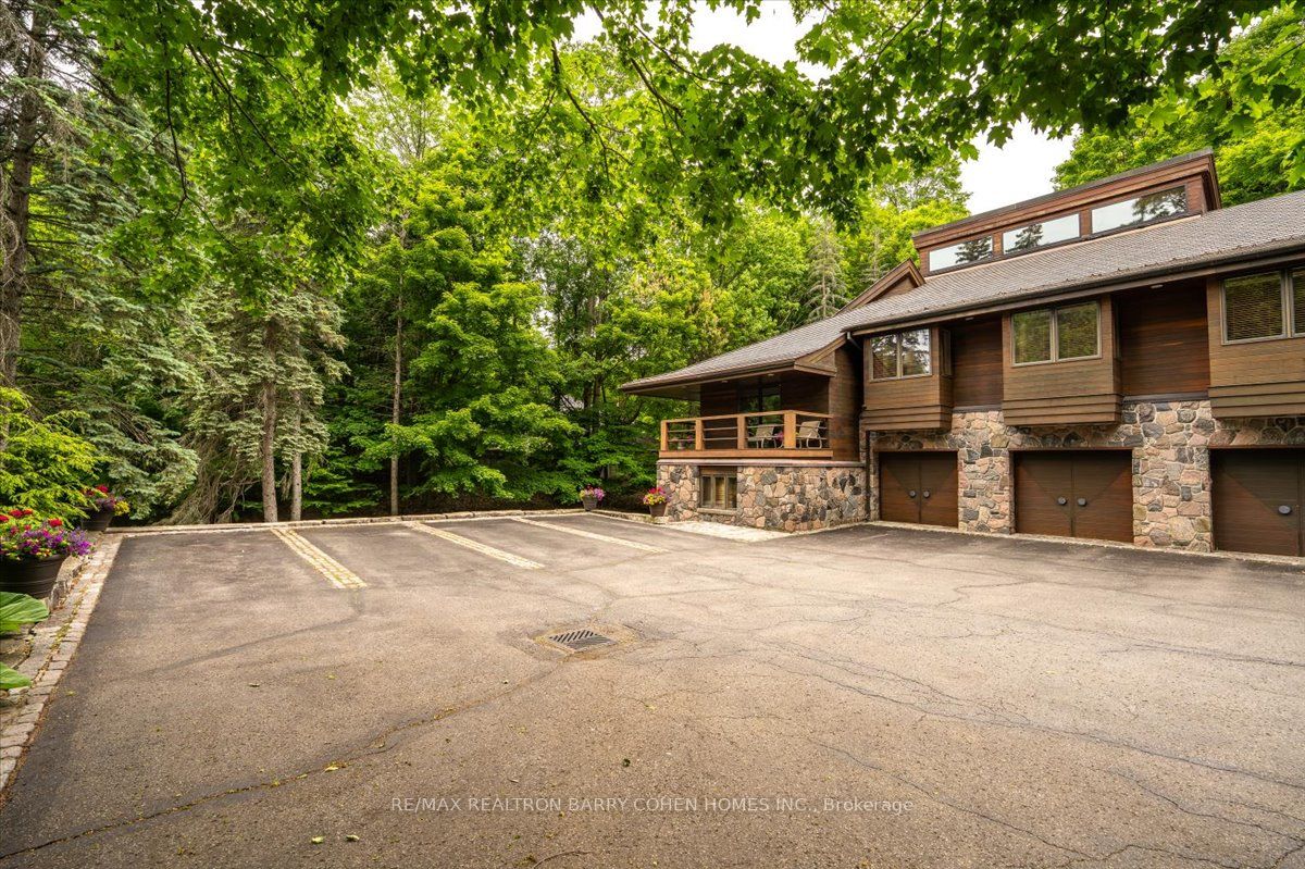 20 Woodsend Crescent Property Photo 9