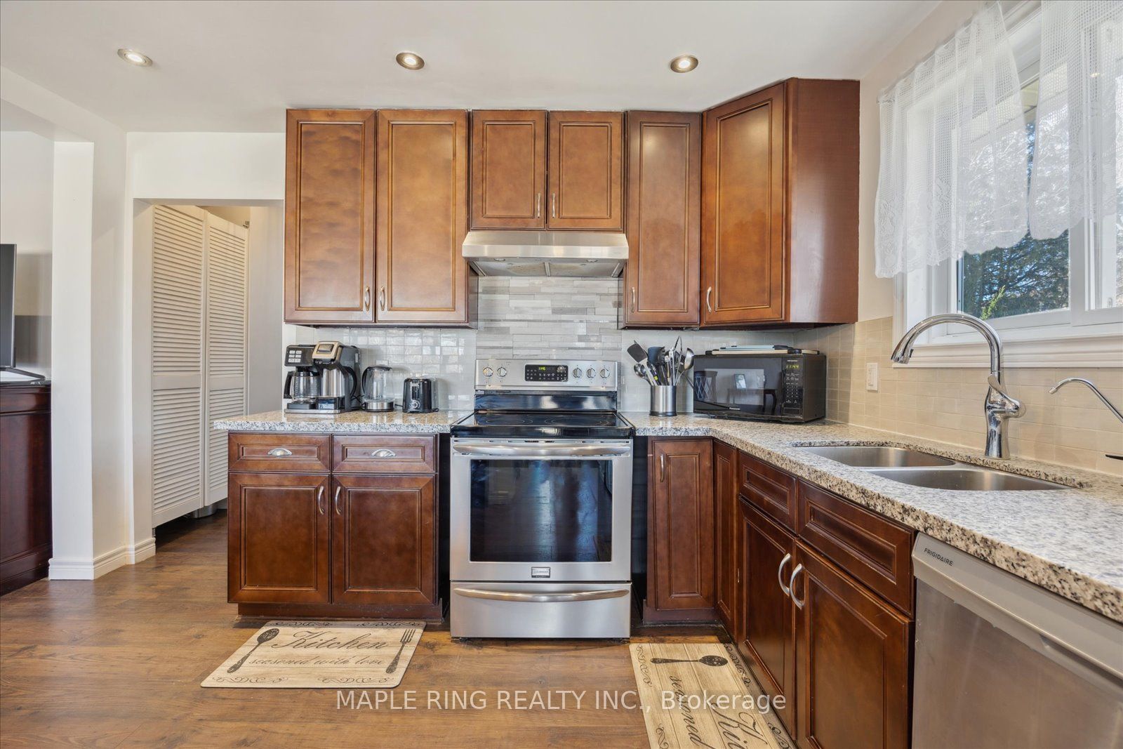 27 Jamieson Drive Property Photo 8