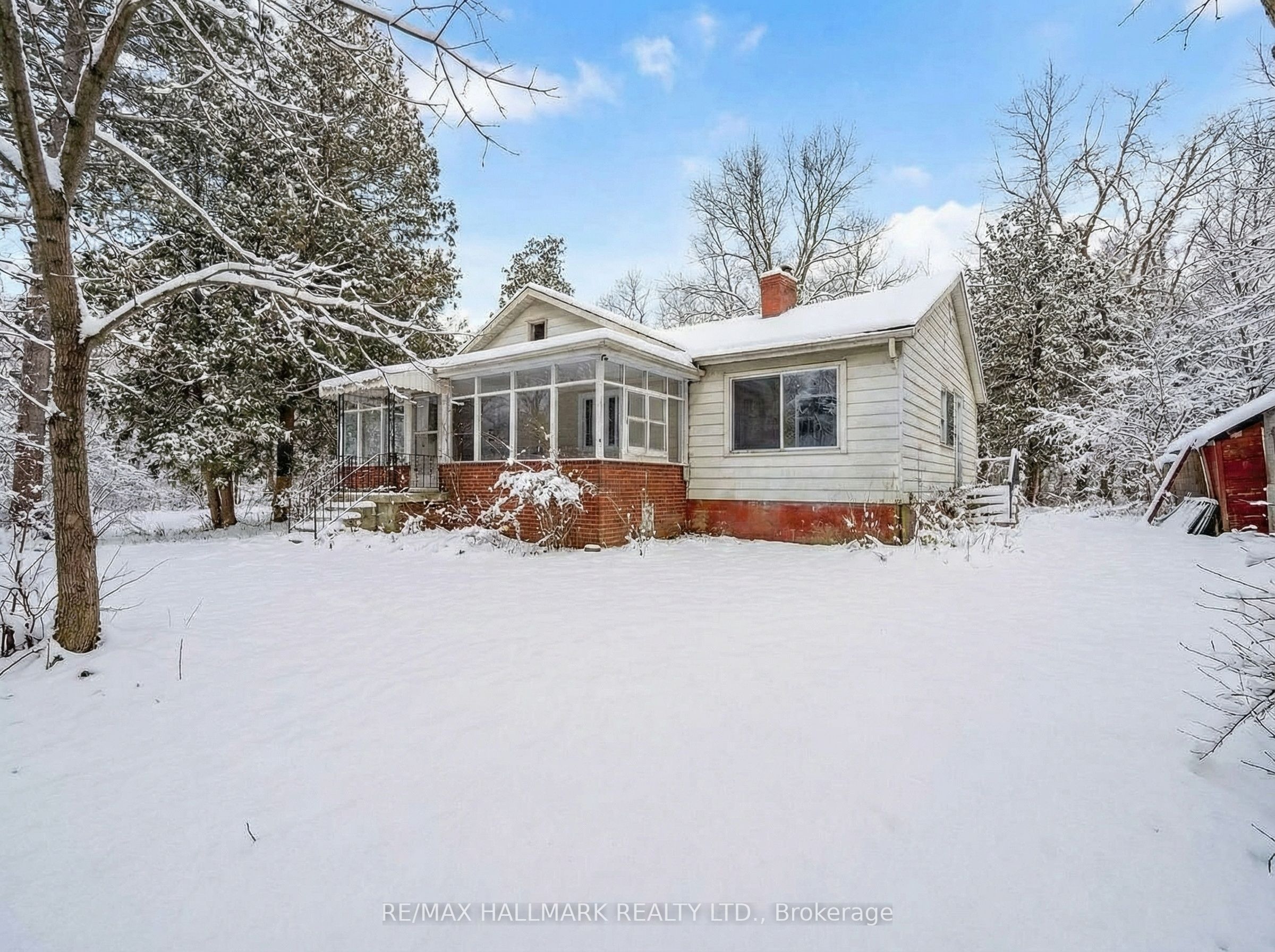 108 Yongehurst Road Property Photo 3