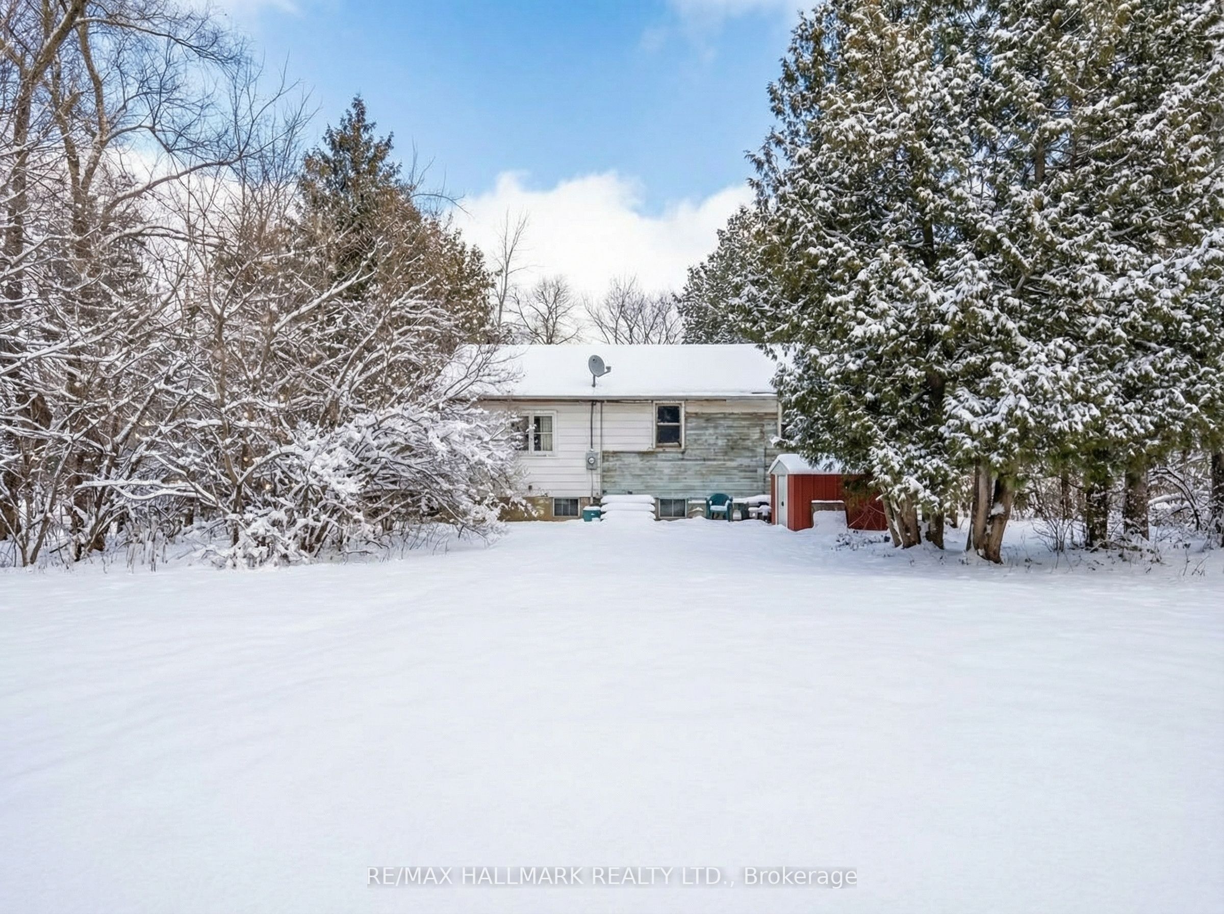 108 Yongehurst Road Property Photo 5