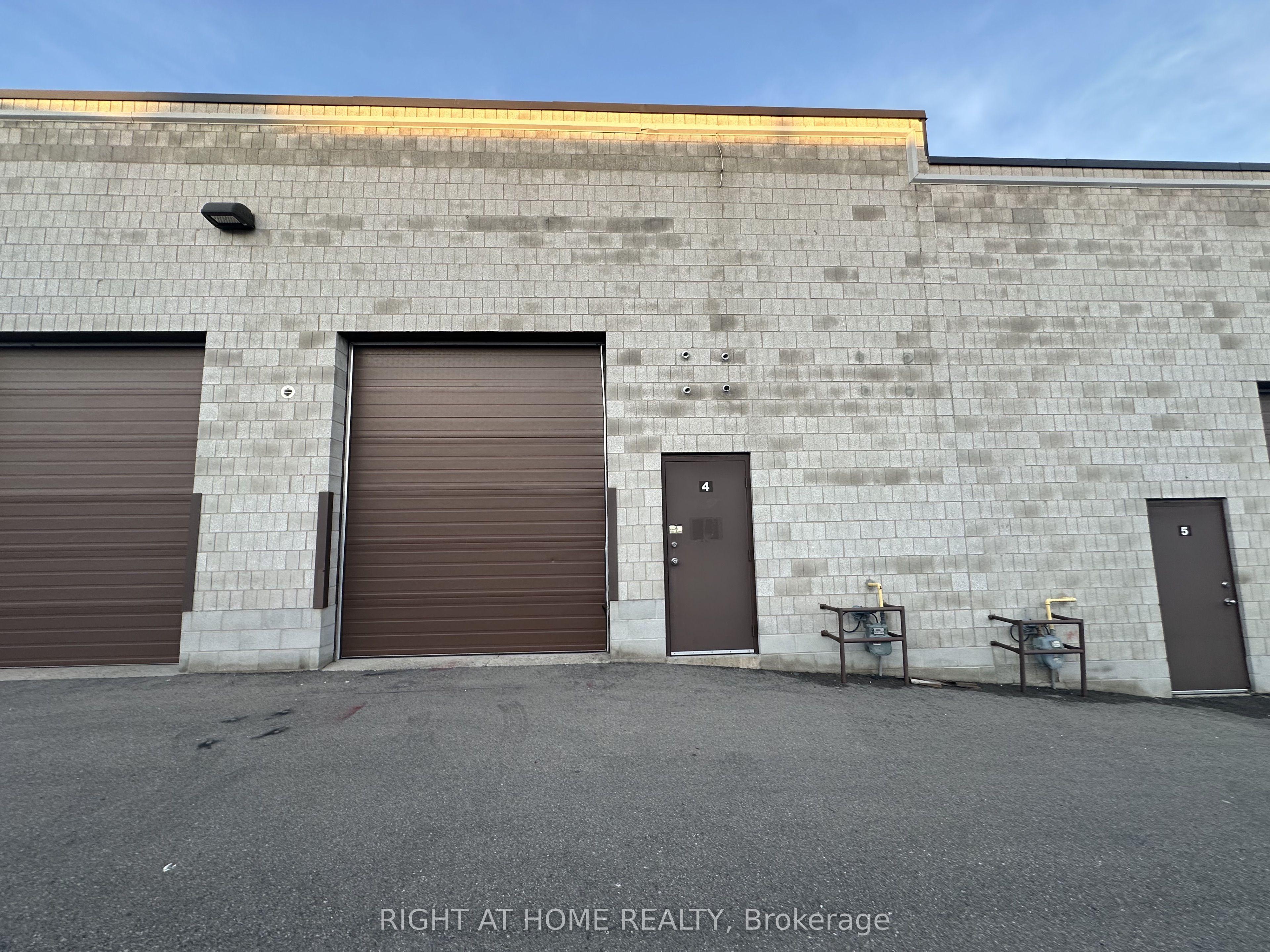 1228 Gorham Street 4 Property Photo 3