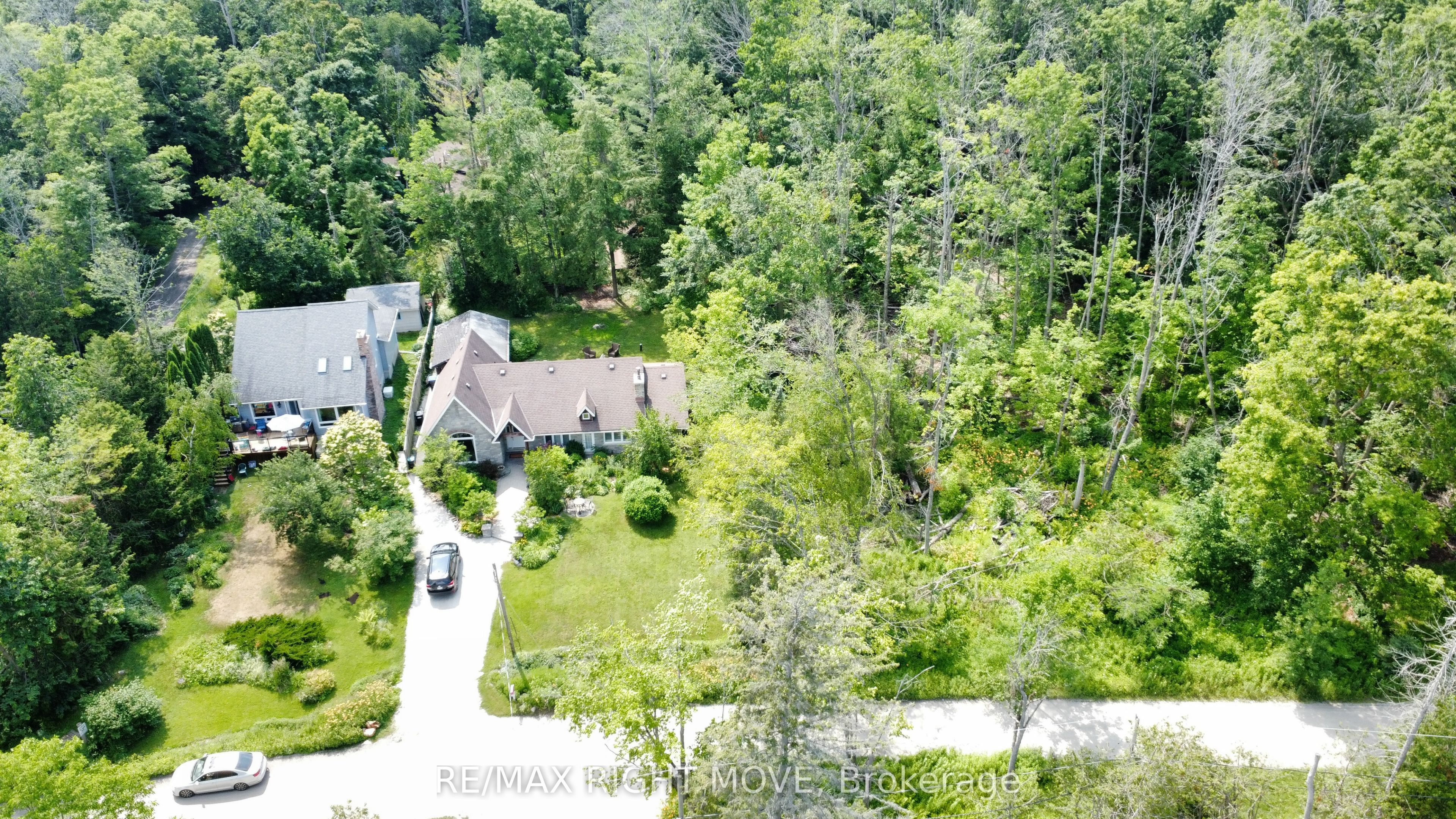 3528 Glenhaven Beach Road Property Photo 6
