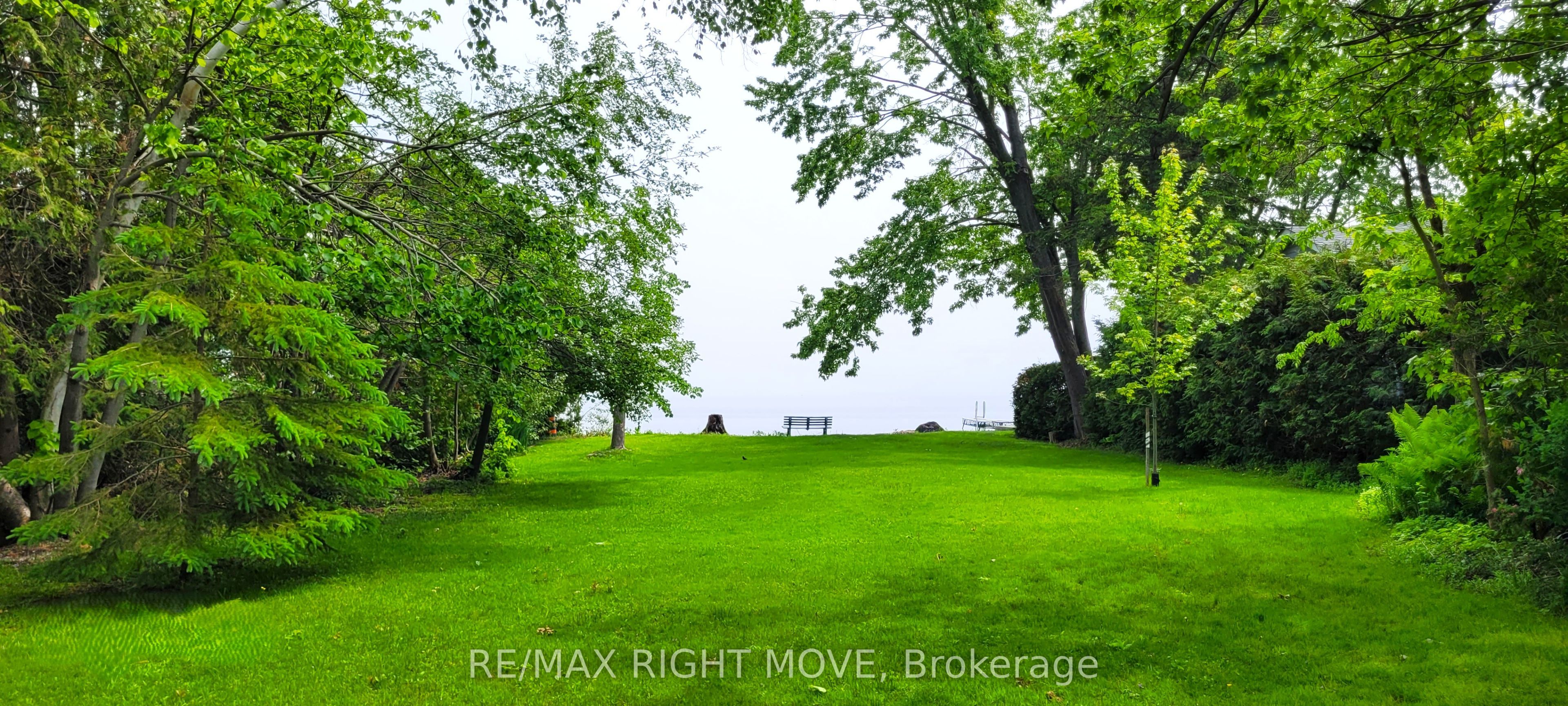3528 Glenhaven Beach Road Property Photo 9