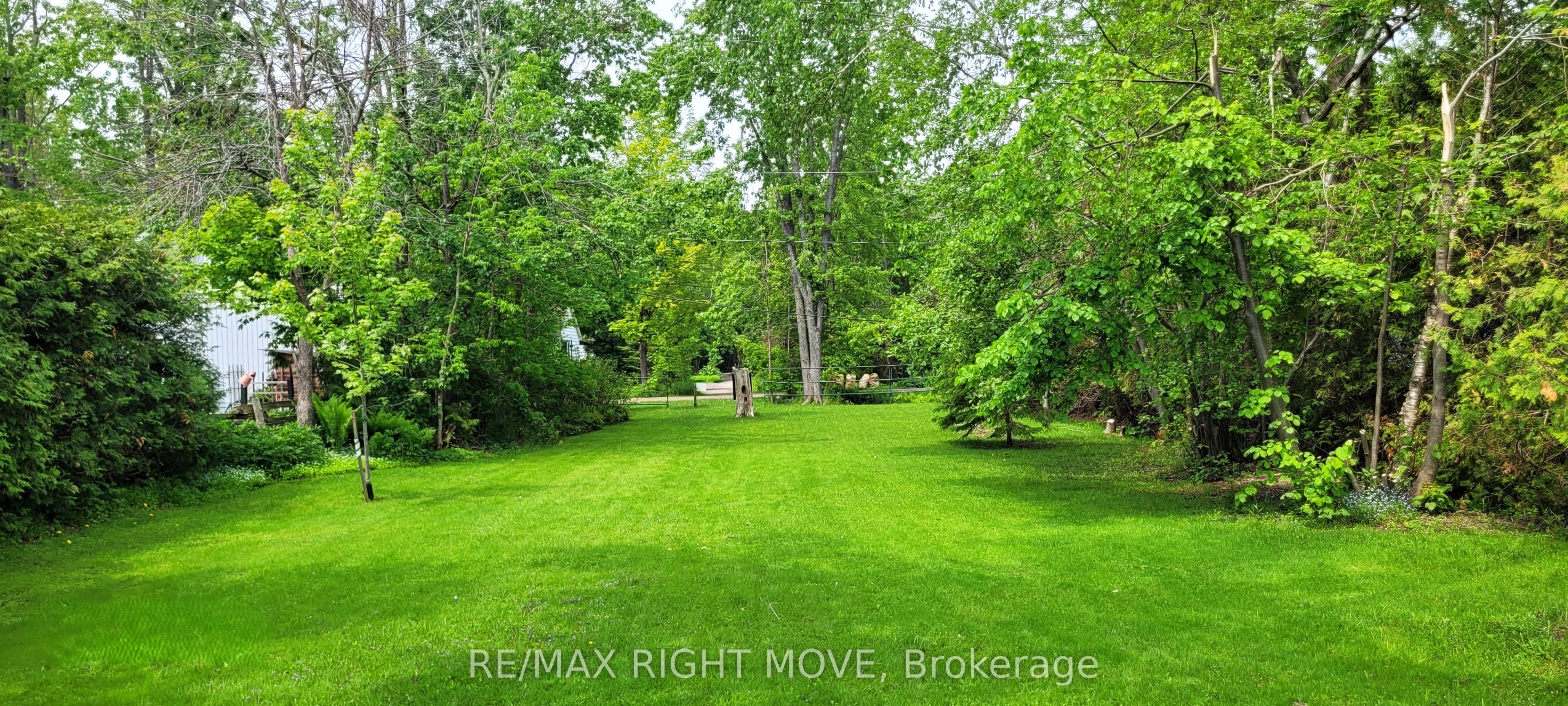3528 Glenhaven Beach Road Property Photo 10