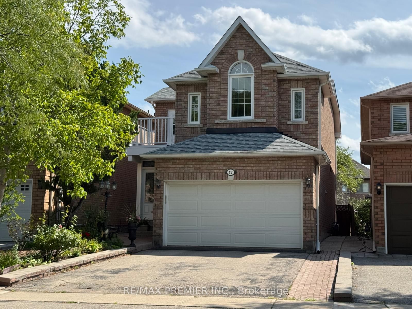17 Villandry Crescent