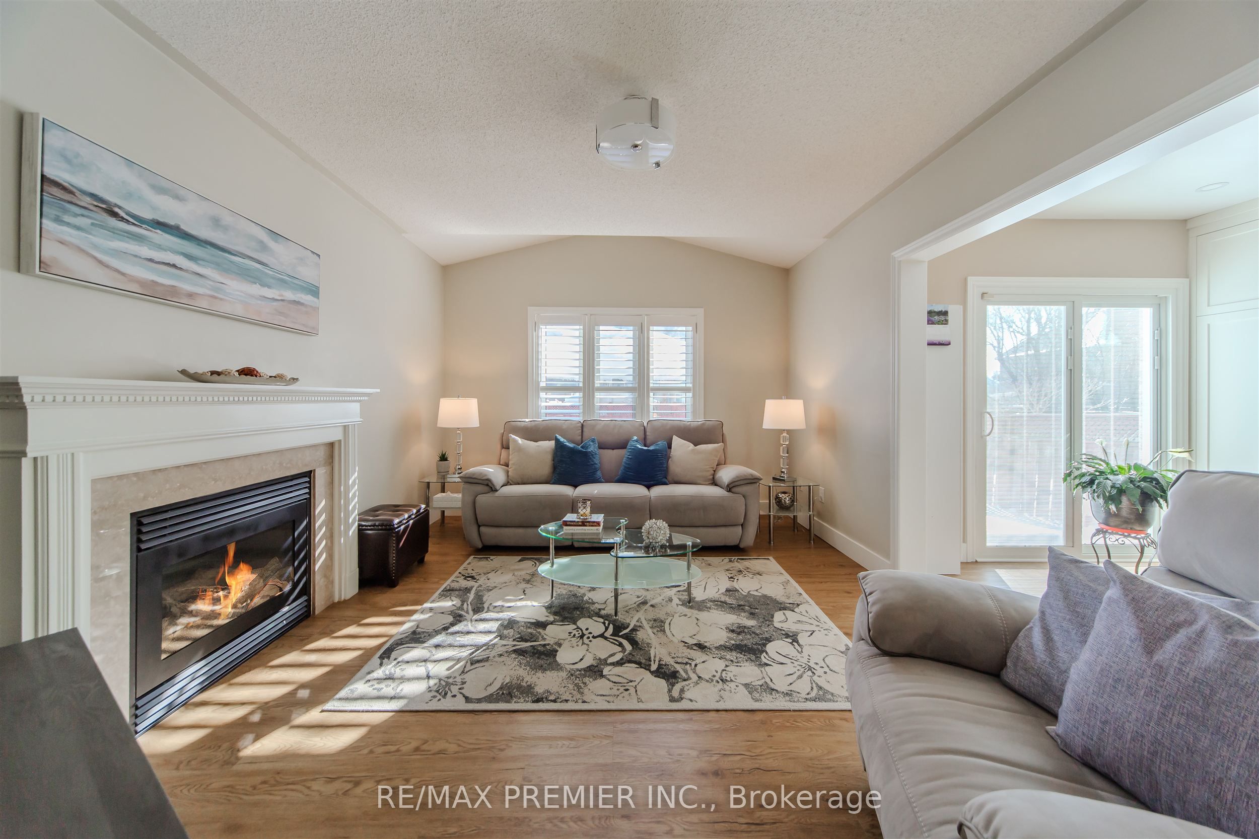 17 Villandry Crescent Property Photo 7