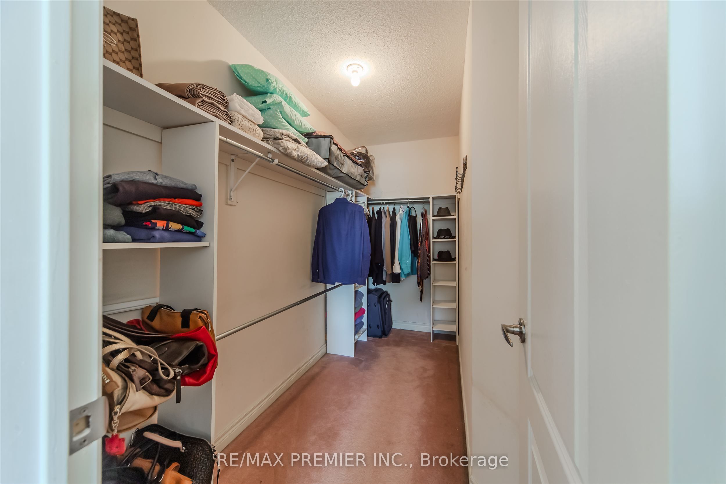 17 Villandry Crescent Property Photo 21
