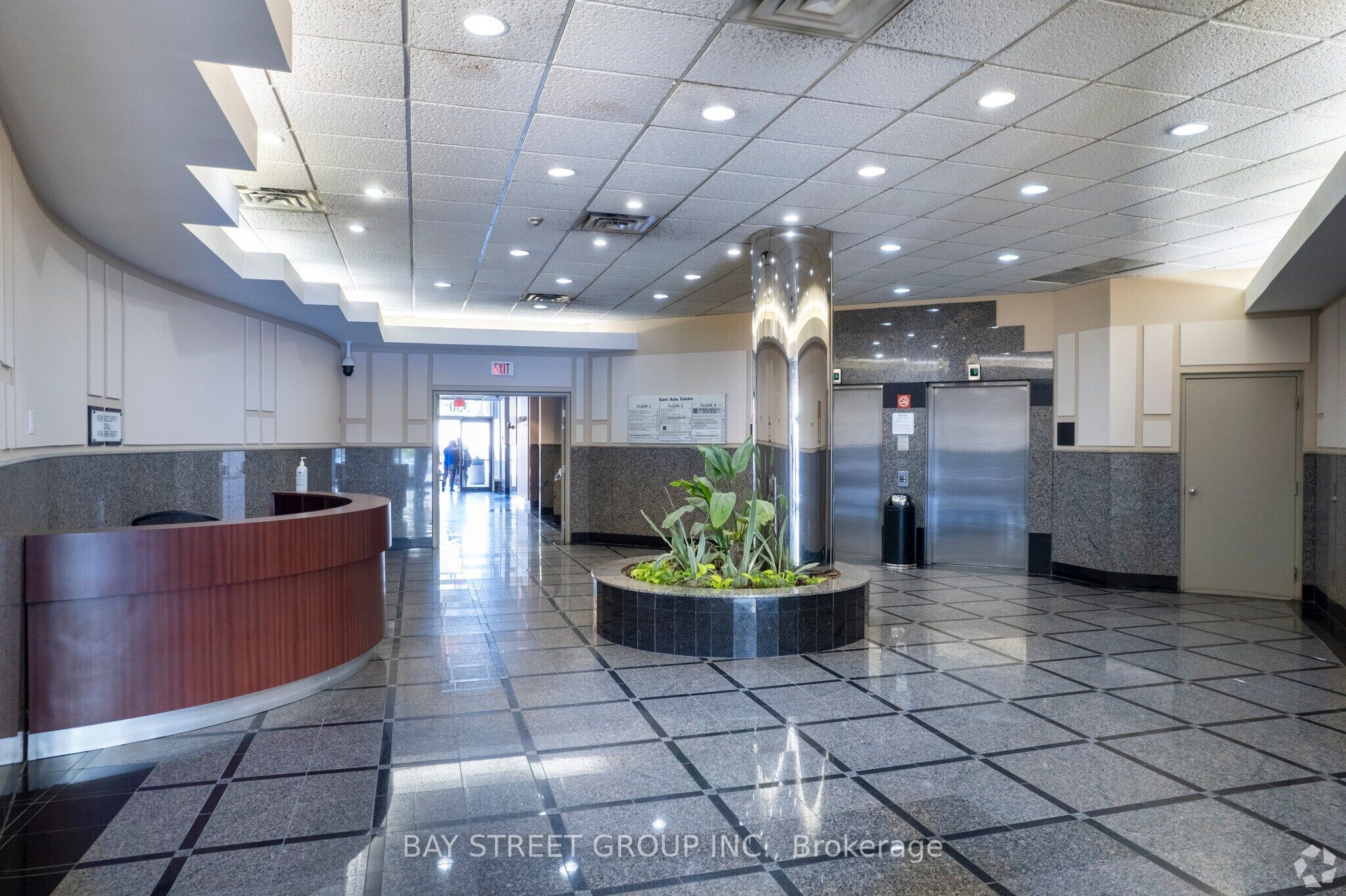 350 Highway 7 Avenue E 304 Property Photo 6