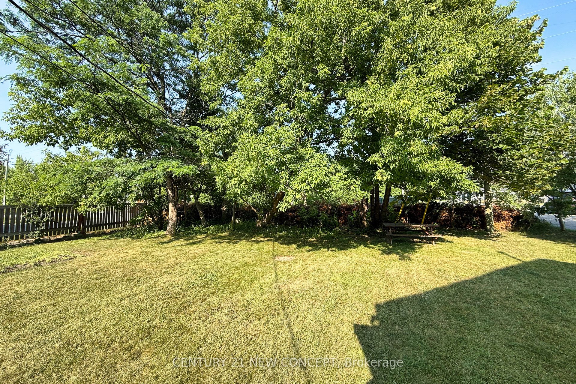 1588 N Metro Road N Property Photo 7