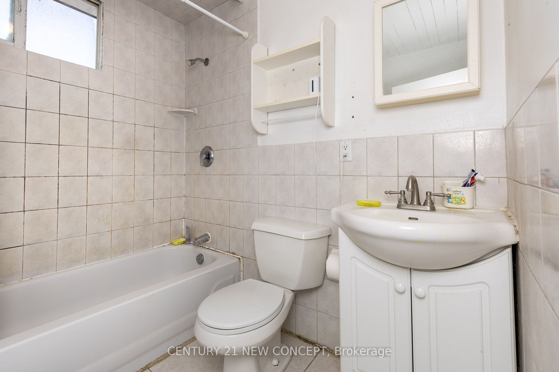 1588 N Metro Road N Property Photo 34