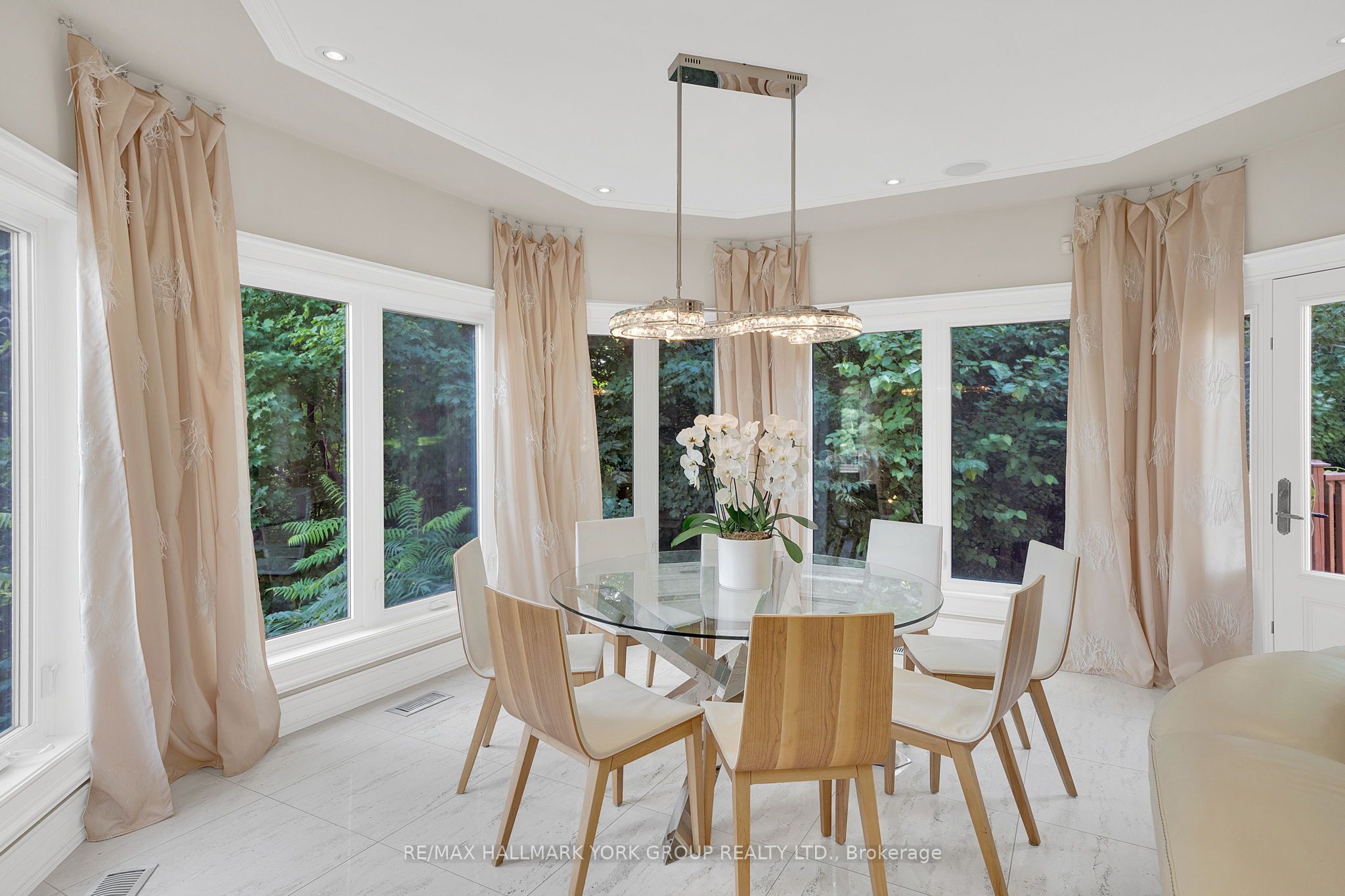 24 Dew Drop Court Property Photo 11