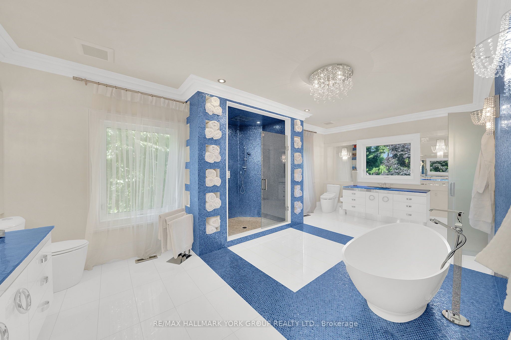 24 Dew Drop Court Property Photo 15