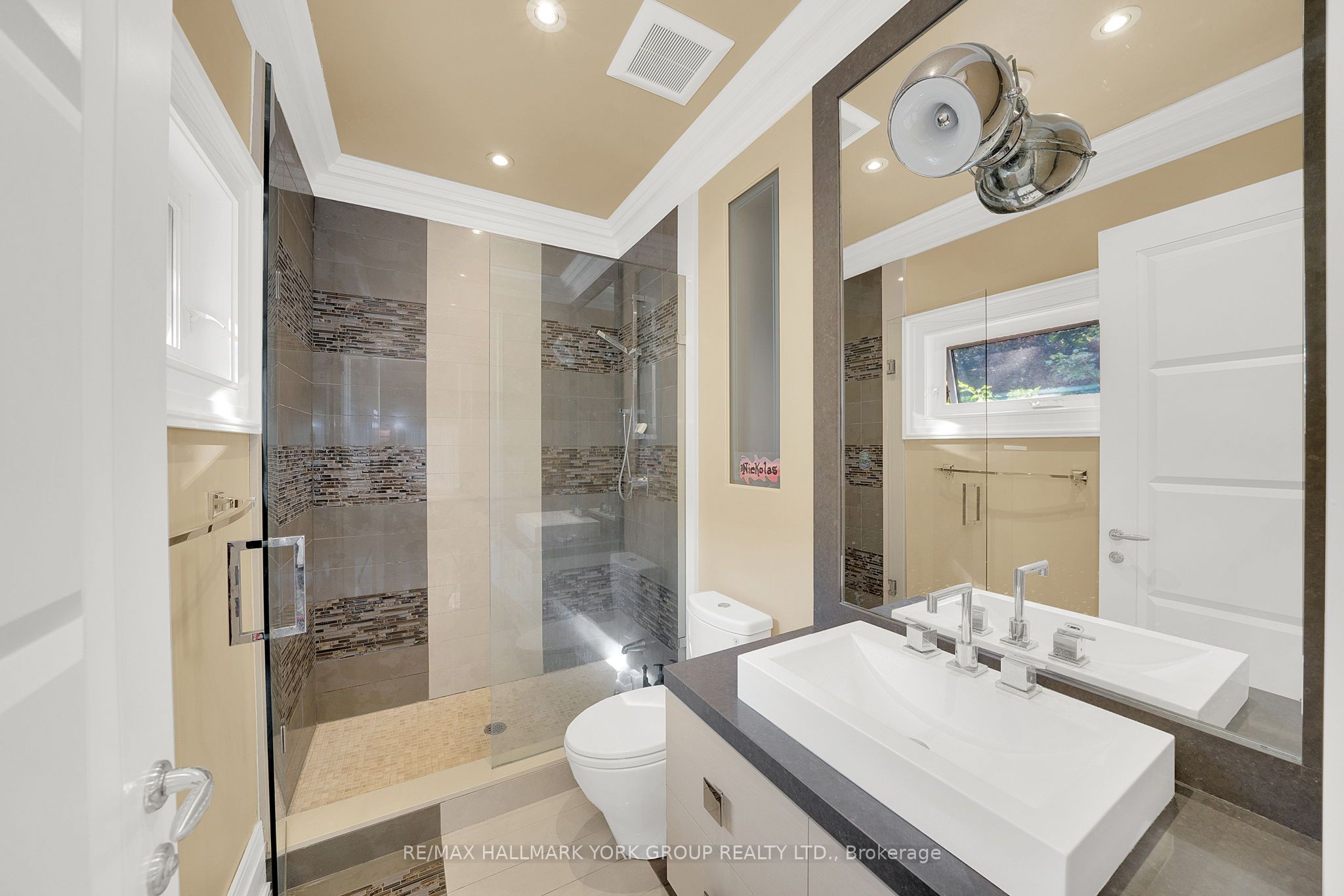 24 Dew Drop Court Property Photo 18
