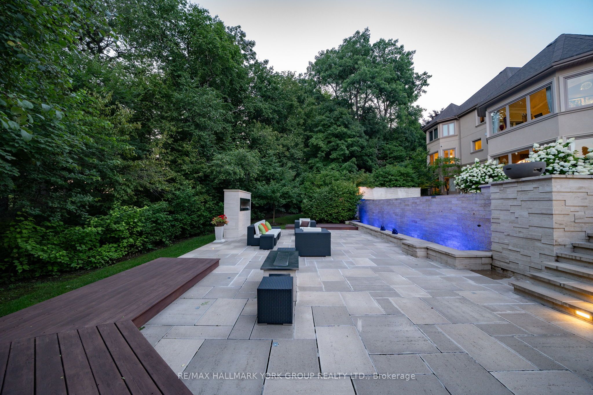 24 Dew Drop Court Property Photo 33