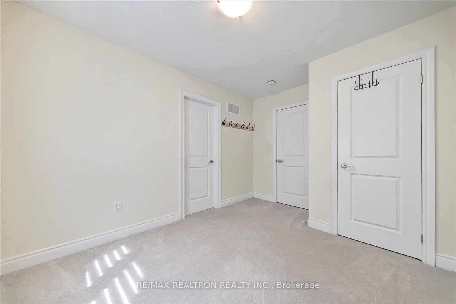 96 Kennedy Boulevard Property Photo 28