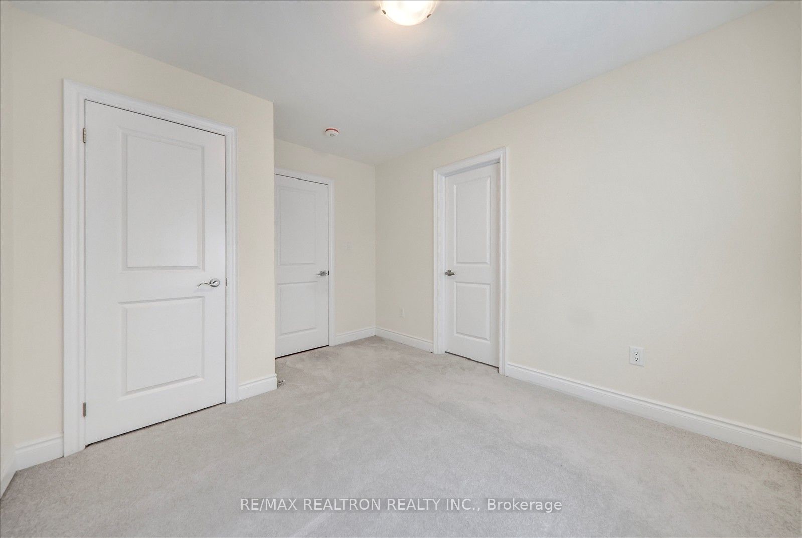 96 Kennedy Boulevard Property Photo 33