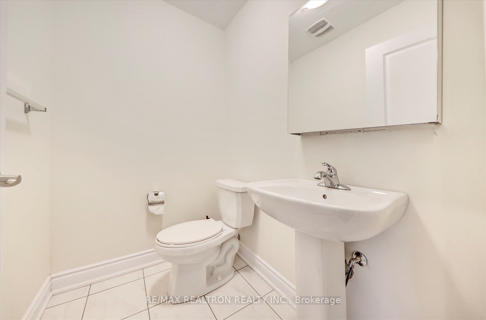 96 Kennedy Boulevard Property Photo 34
