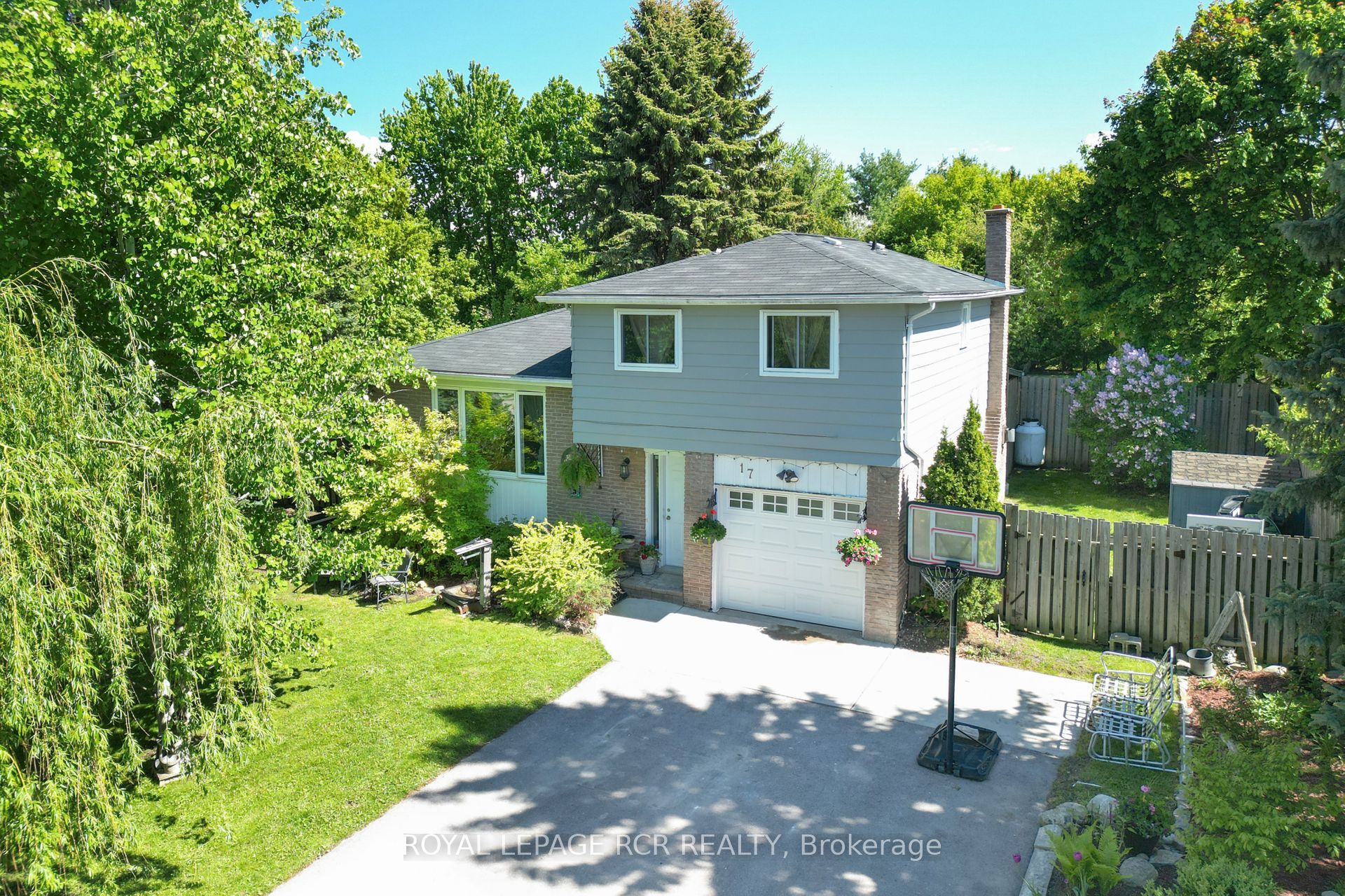 17 Jamieson Drive Property Photo 2