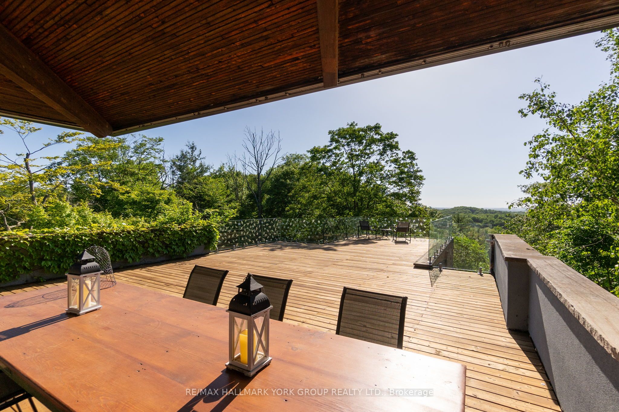 4235 17th Side Road Property Photo 28