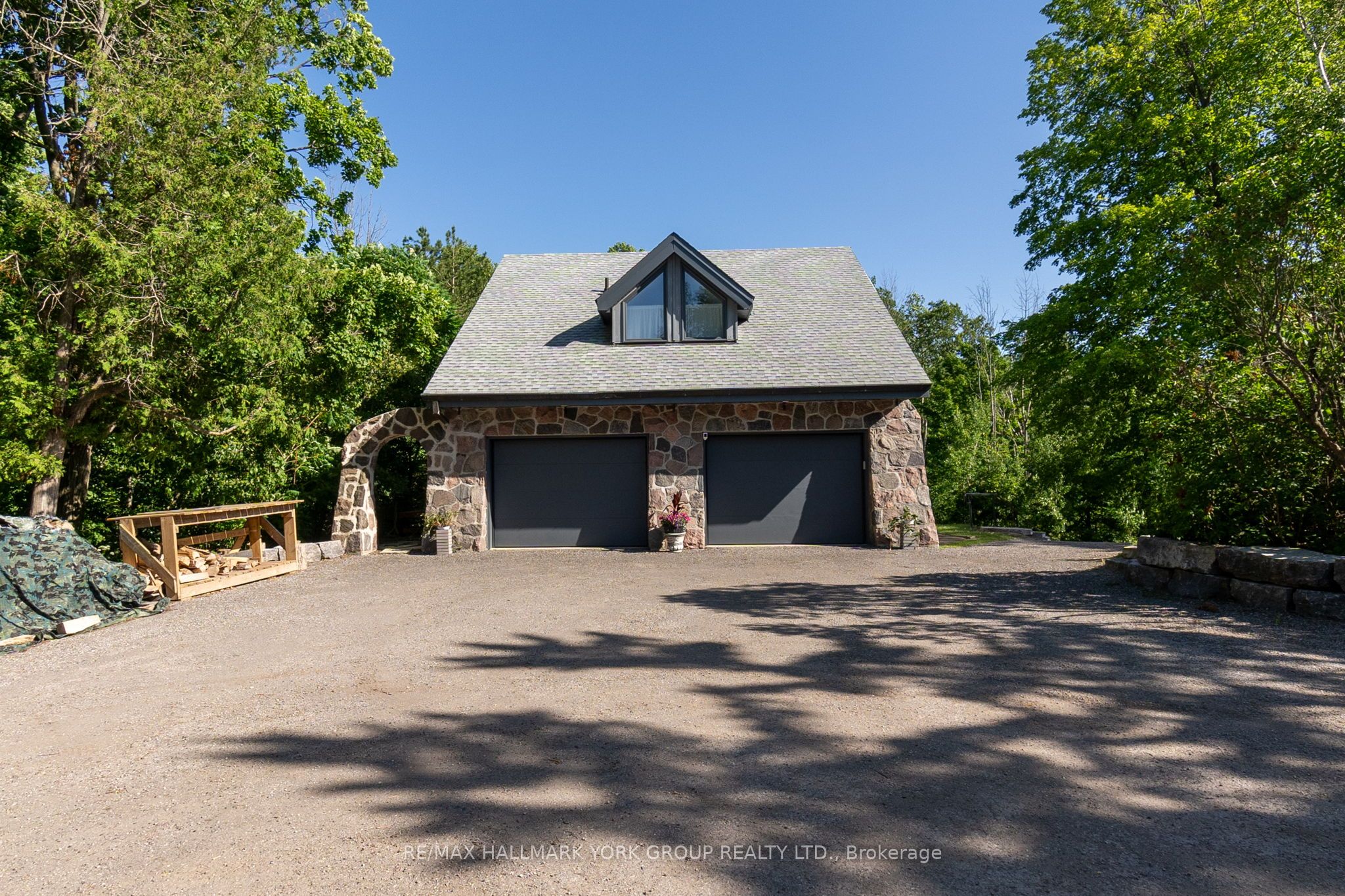 4235 17th Side Road Property Photo 36
