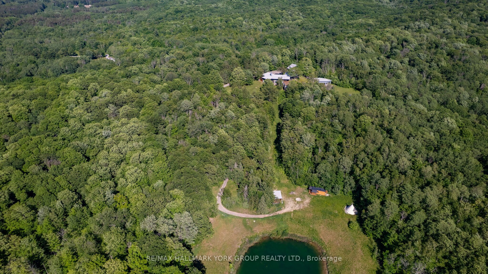 4235 17th Side Road Property Photo 45