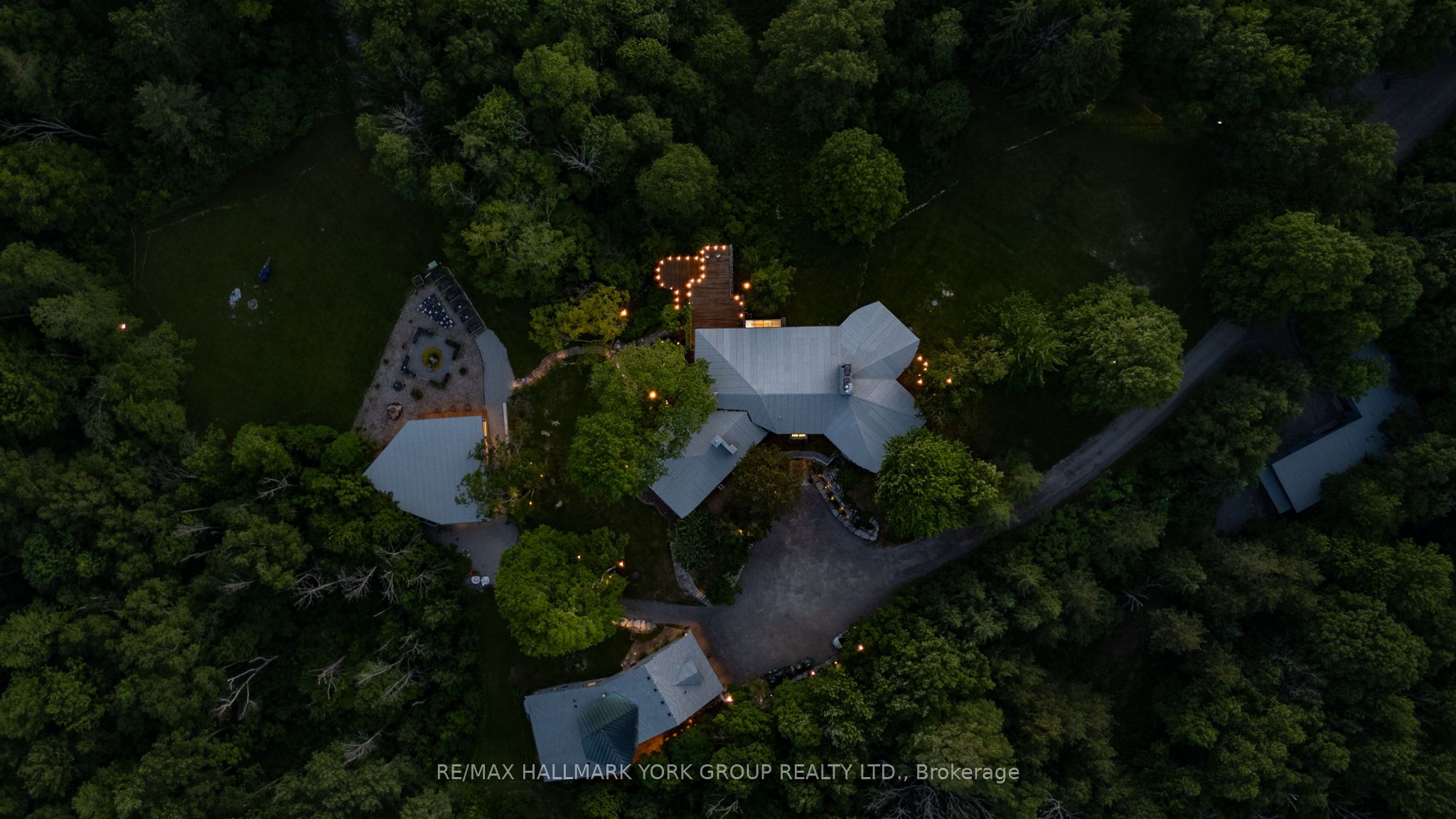4235 17th Side Road Property Photo 48