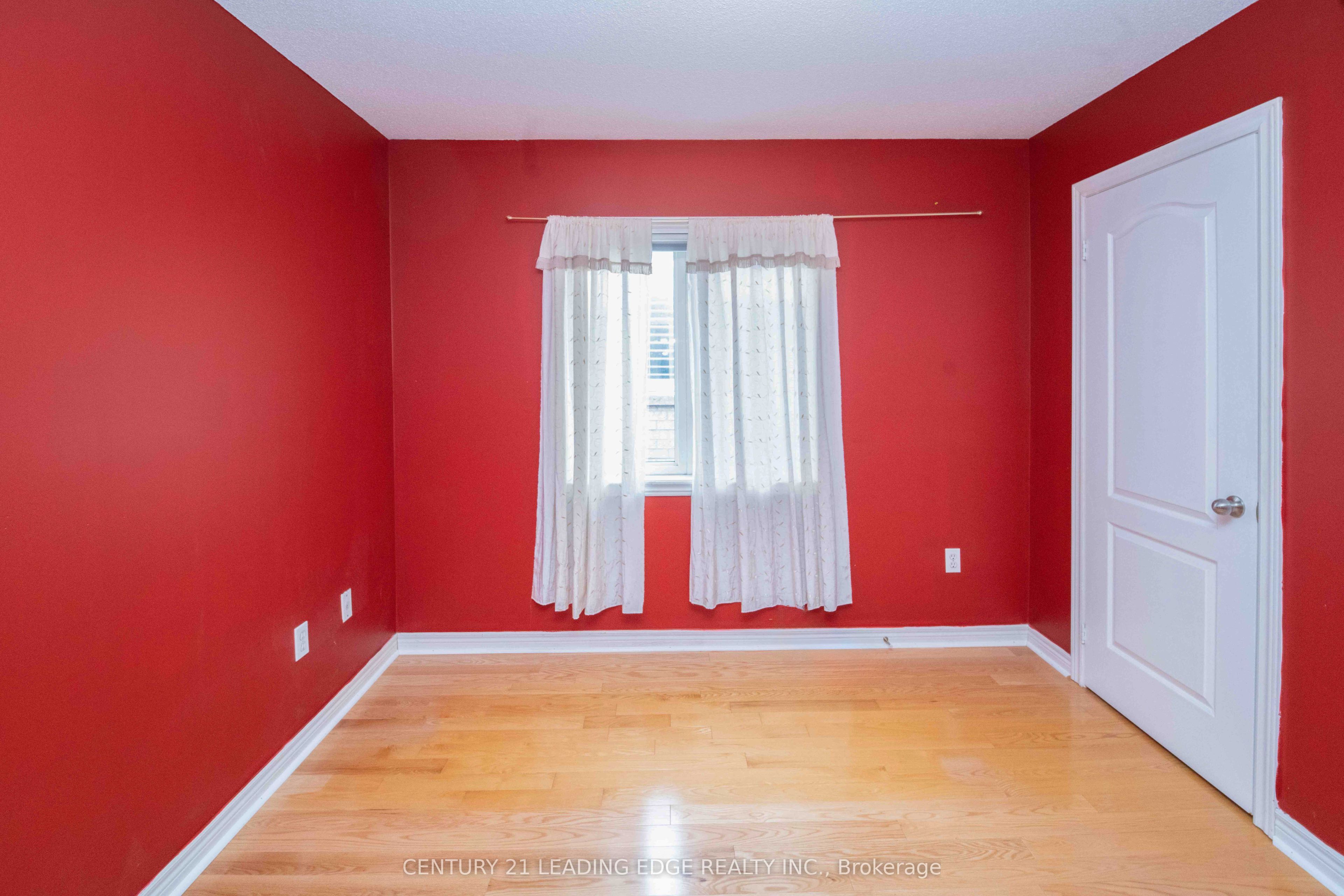 21 Summerlea Street Property Photo 33