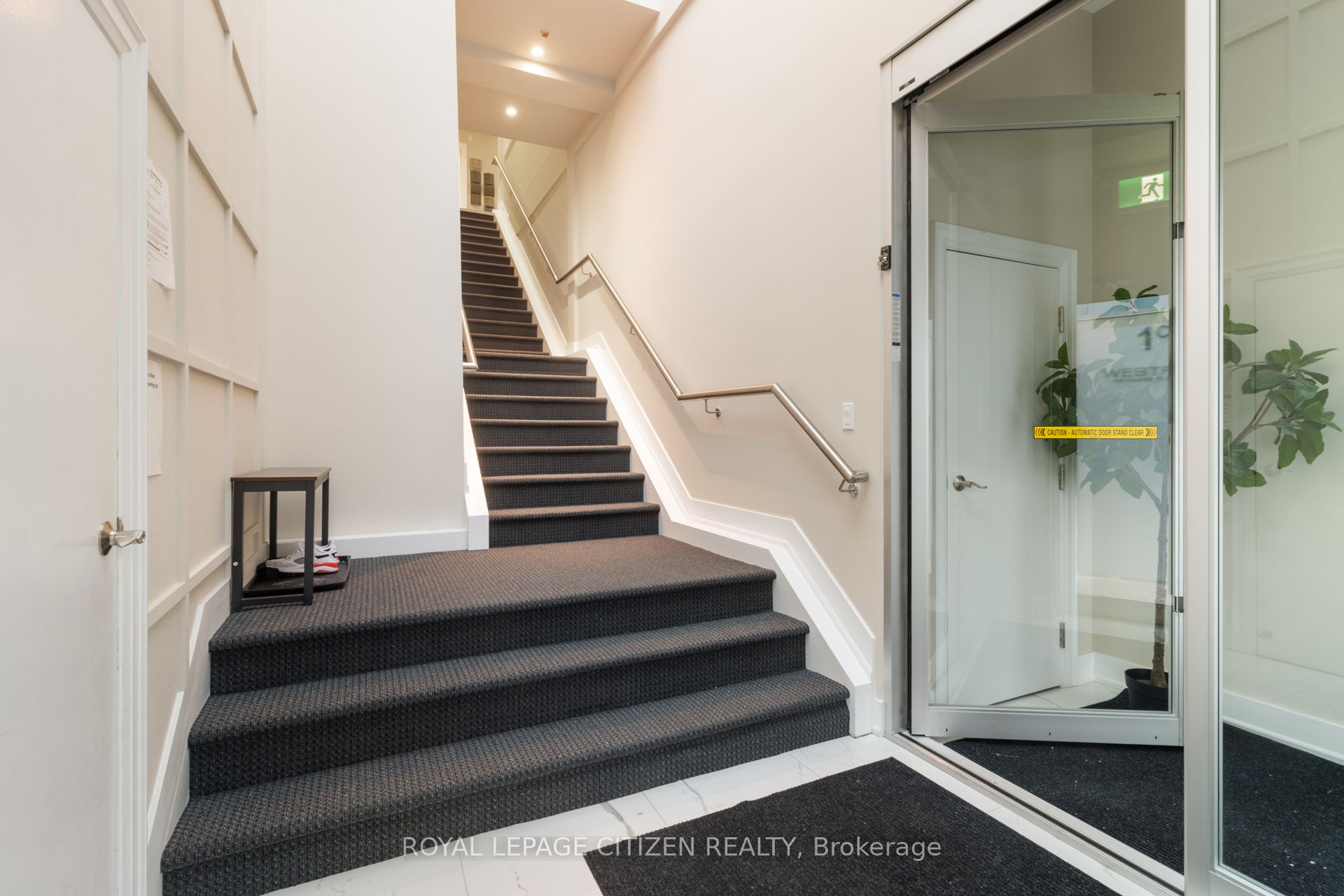 27 Roytec Road 1ce Property Photo 14
