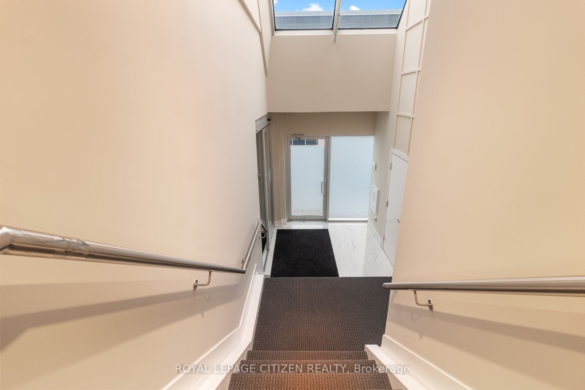 27 Roytec Road 1ce Property Photo 16