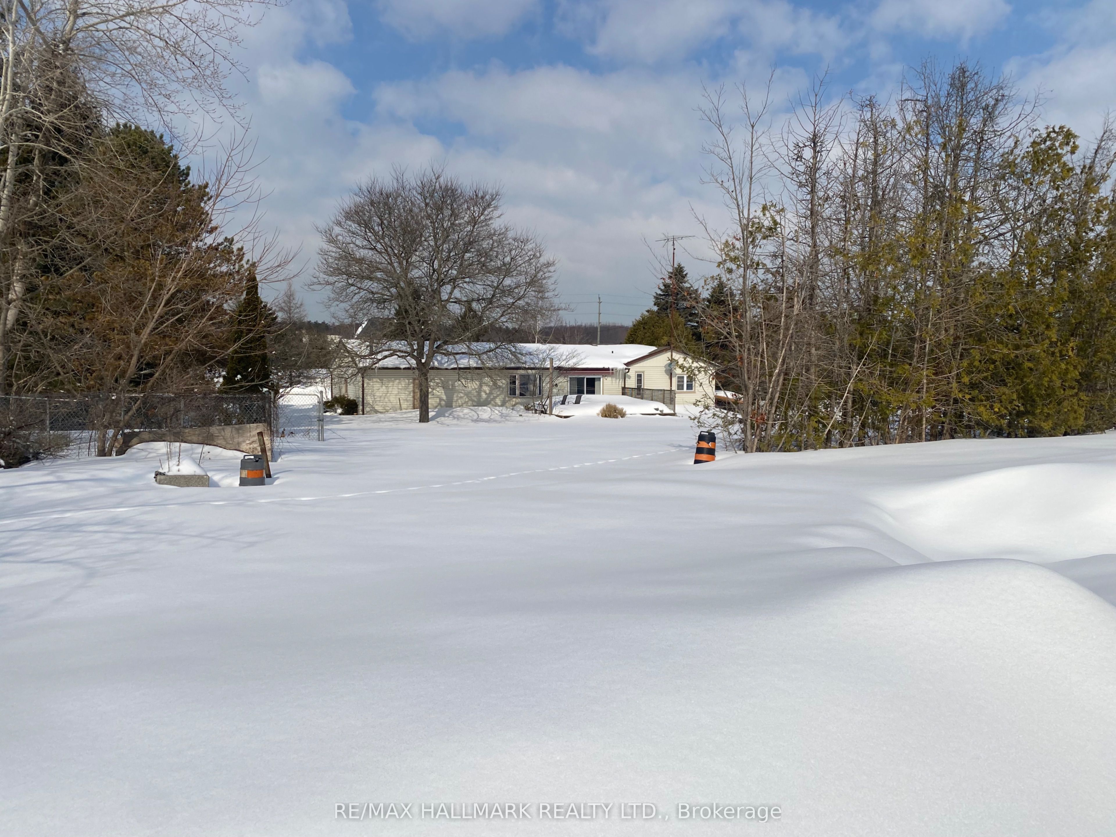4749 Aurora Road E Property Photo 13