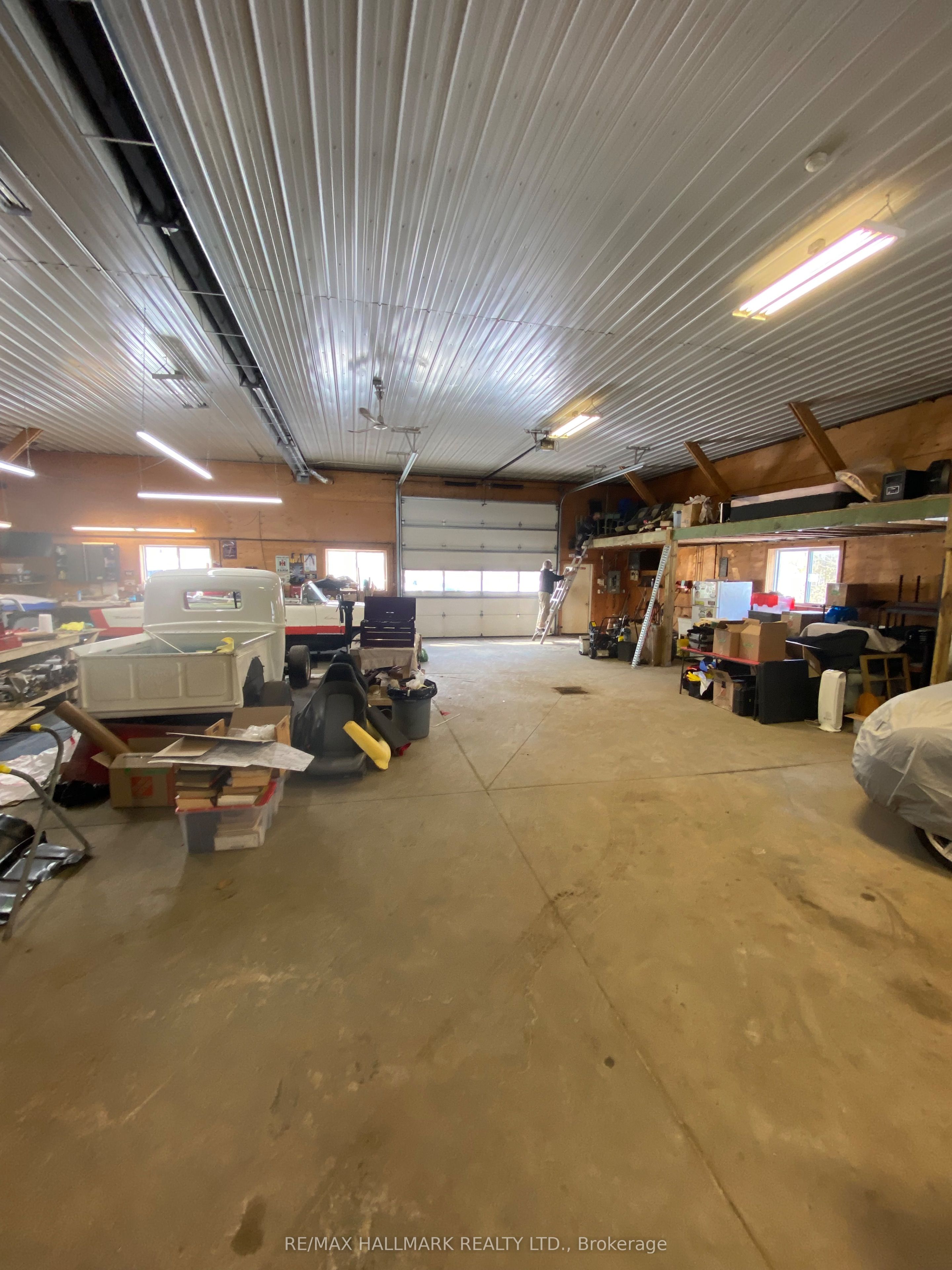 4749 Aurora Road E Property Photo 17