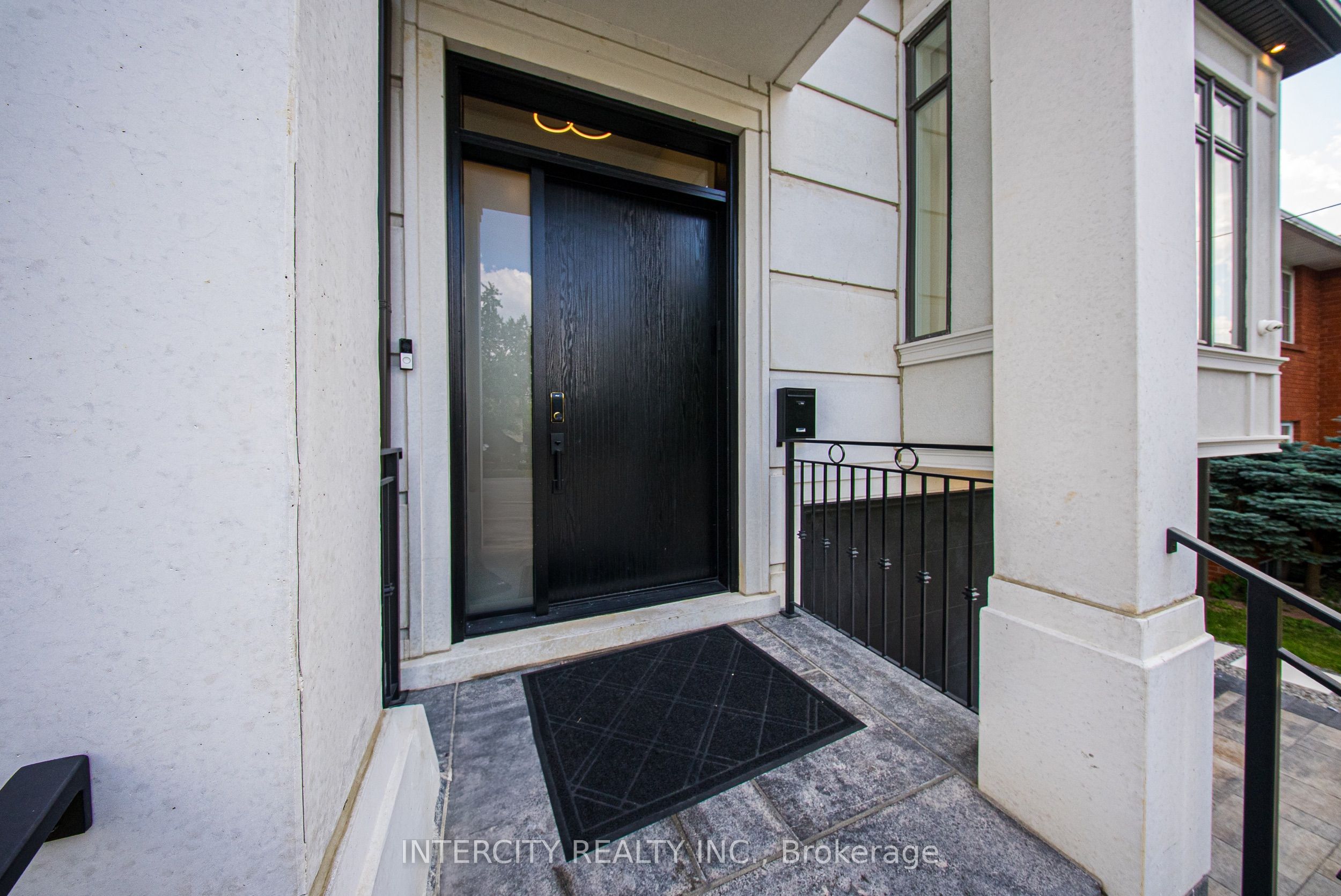 131a Birch Avenue Property Photo 2