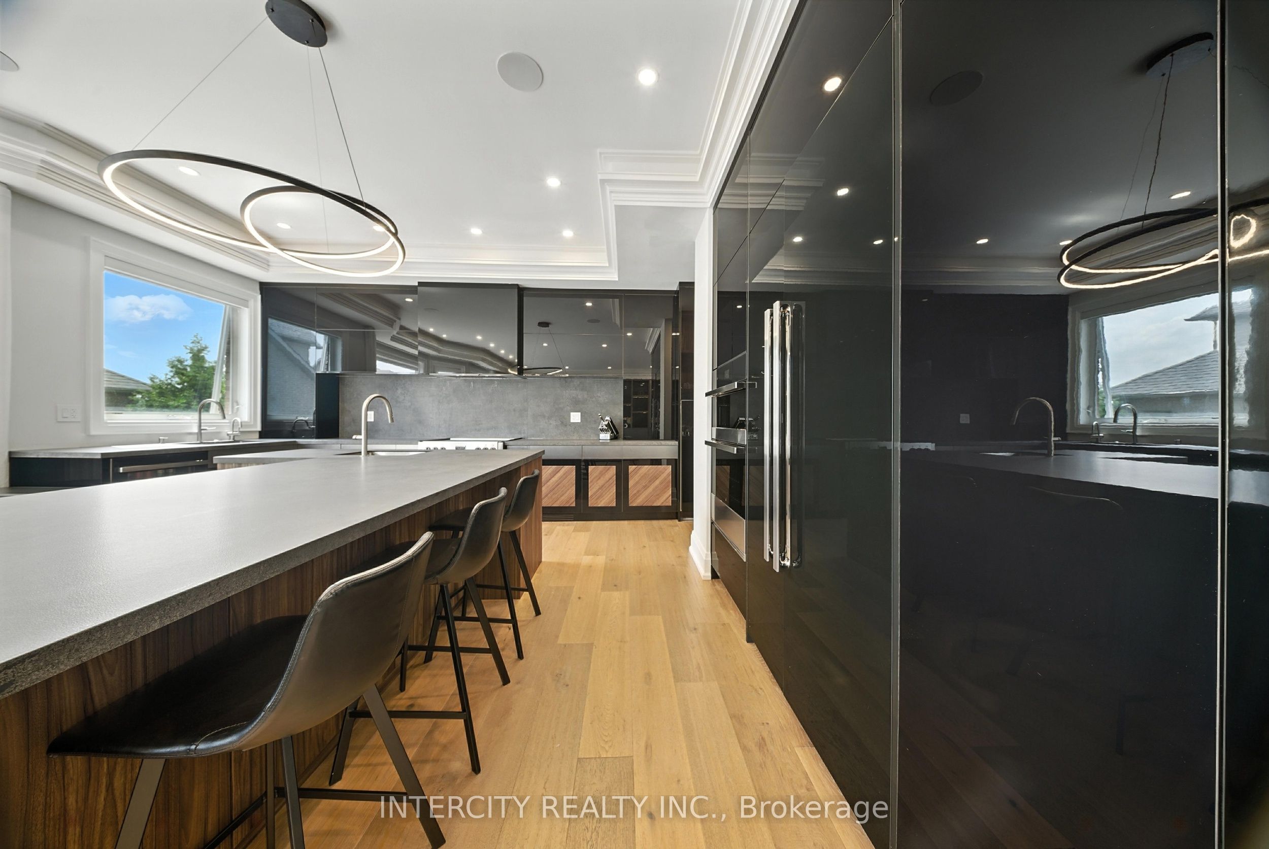 131a Birch Avenue Property Photo 18