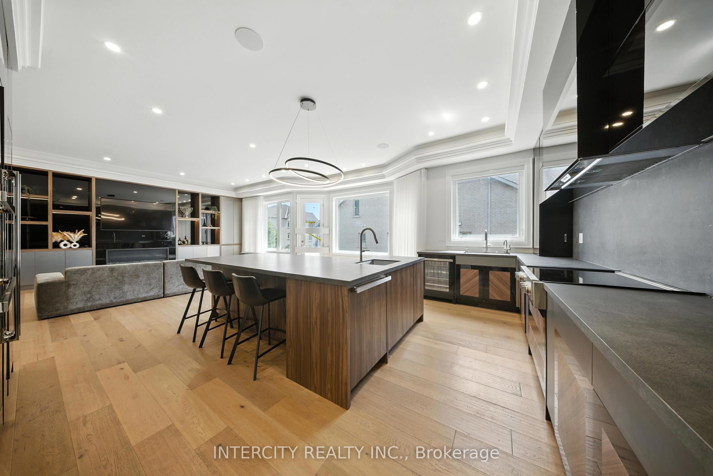 131a Birch Avenue Property Photo 19
