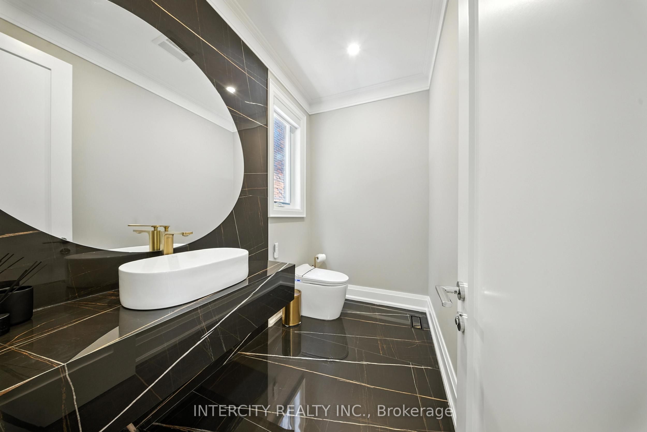 131a Birch Avenue Property Photo 22