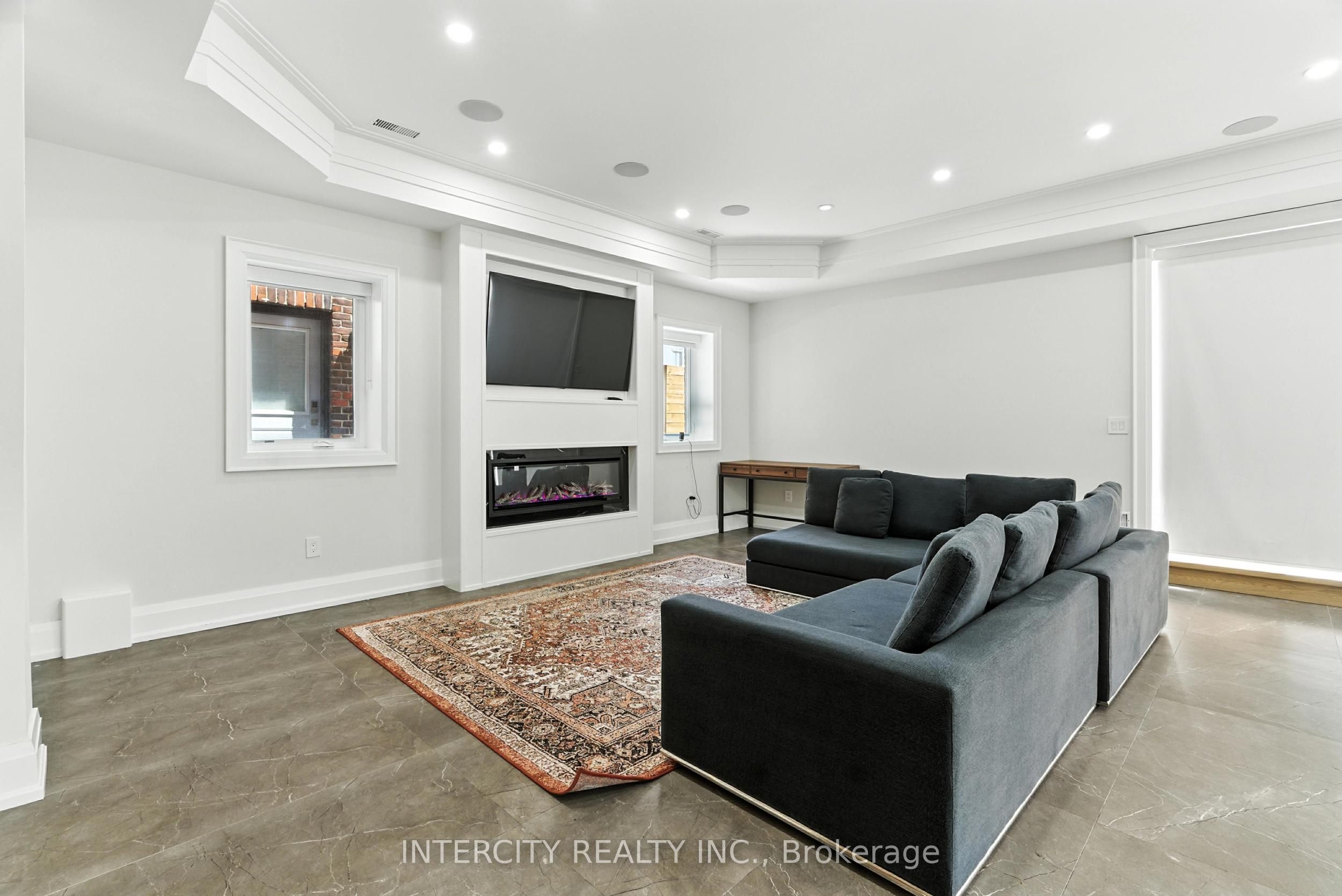 131a Birch Avenue Property Photo 43