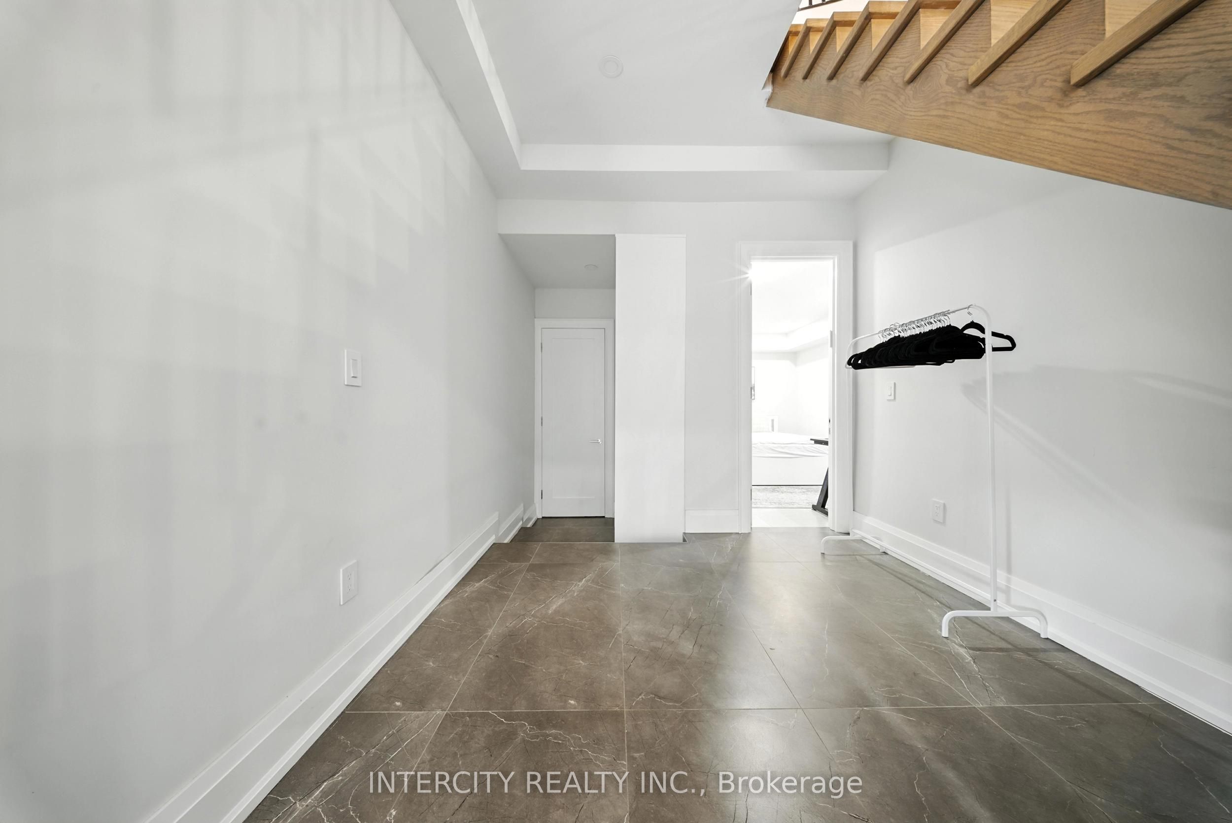 131a Birch Avenue Property Photo 48