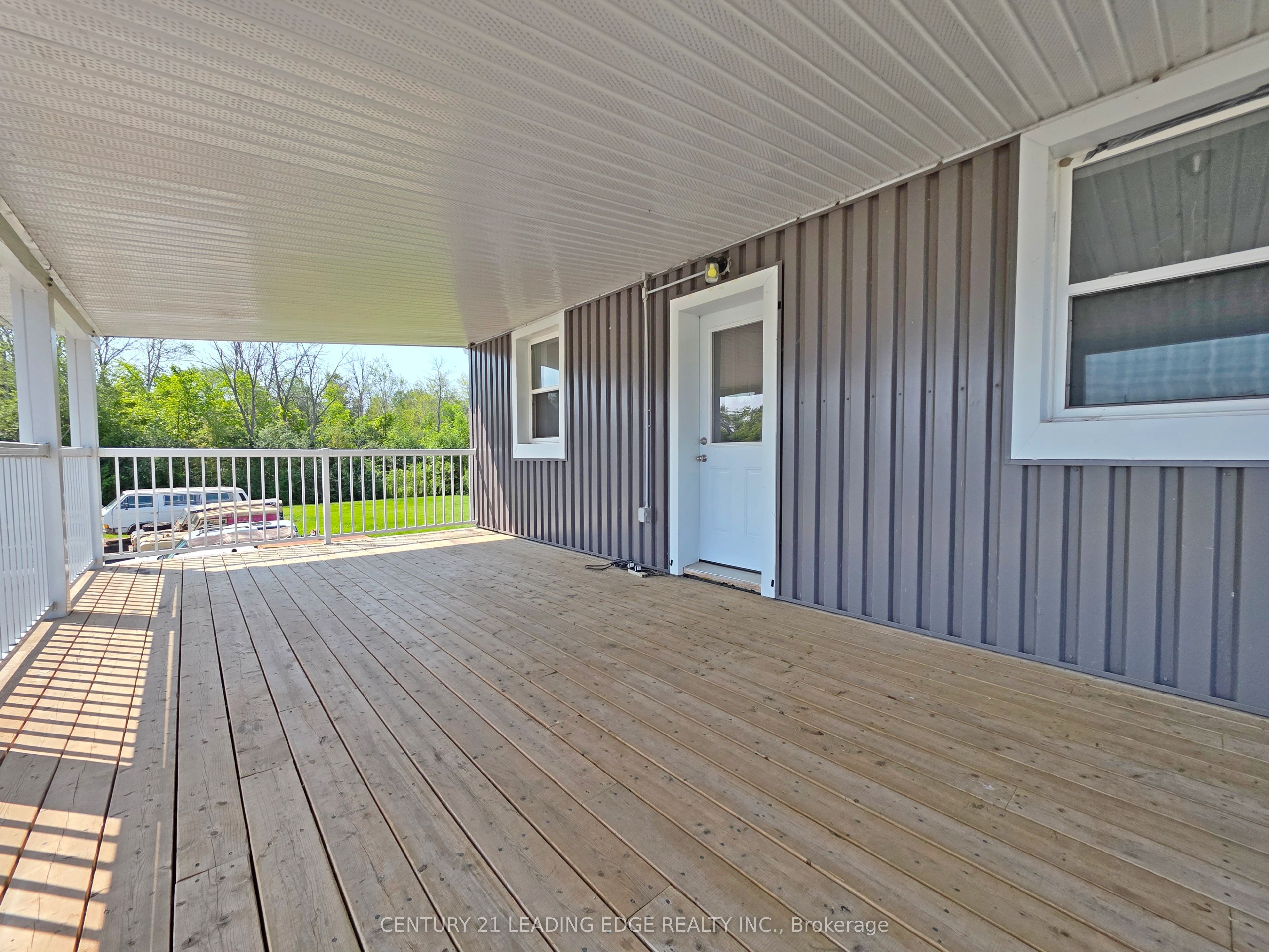 1035 Metro Road N Property Photo 25